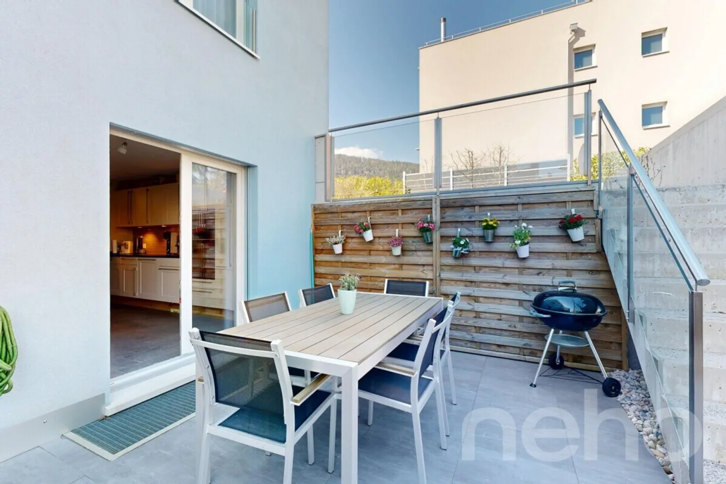 Magnificent three-family house on the ground floor with 2 terraces! - Photo 9 of 13