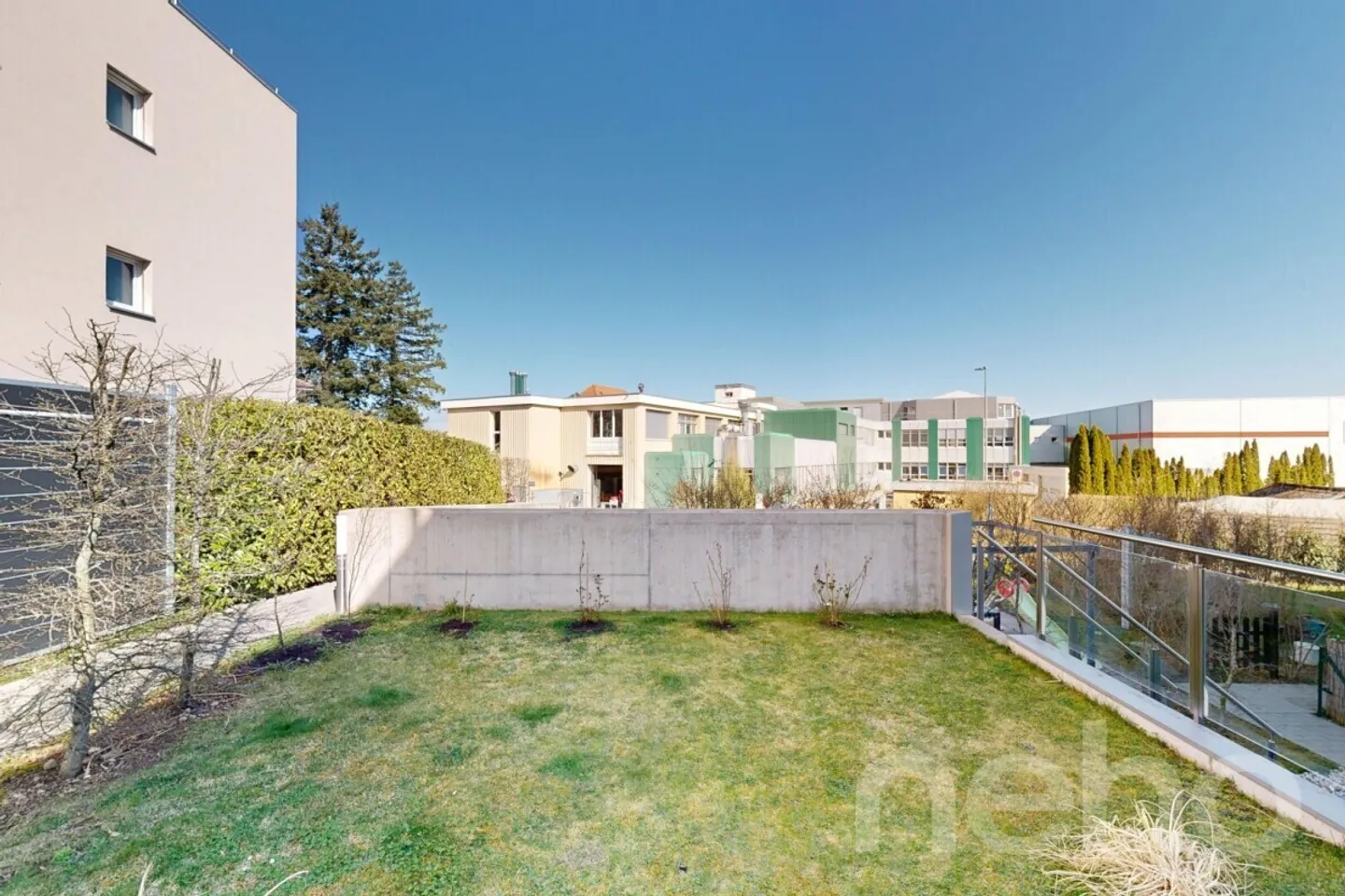 Magnificent three-family house on the ground floor with 2 terraces! - Photo 5 of 13
