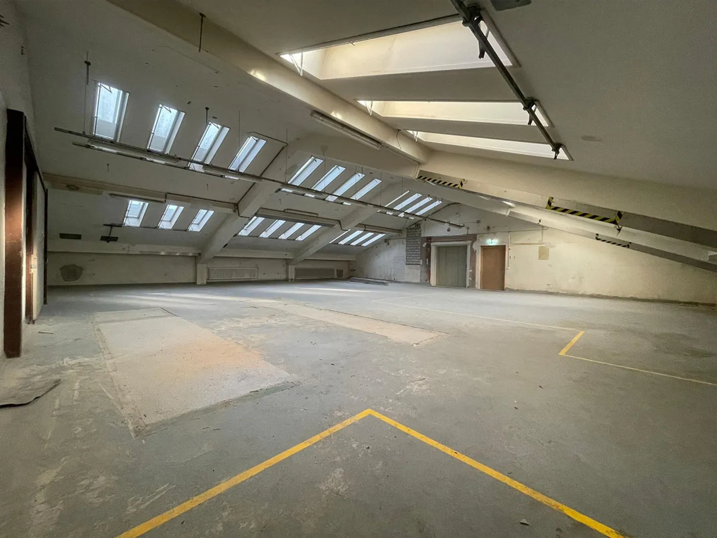 Gewerbefläche in Pratteln - Foto 3 von 5