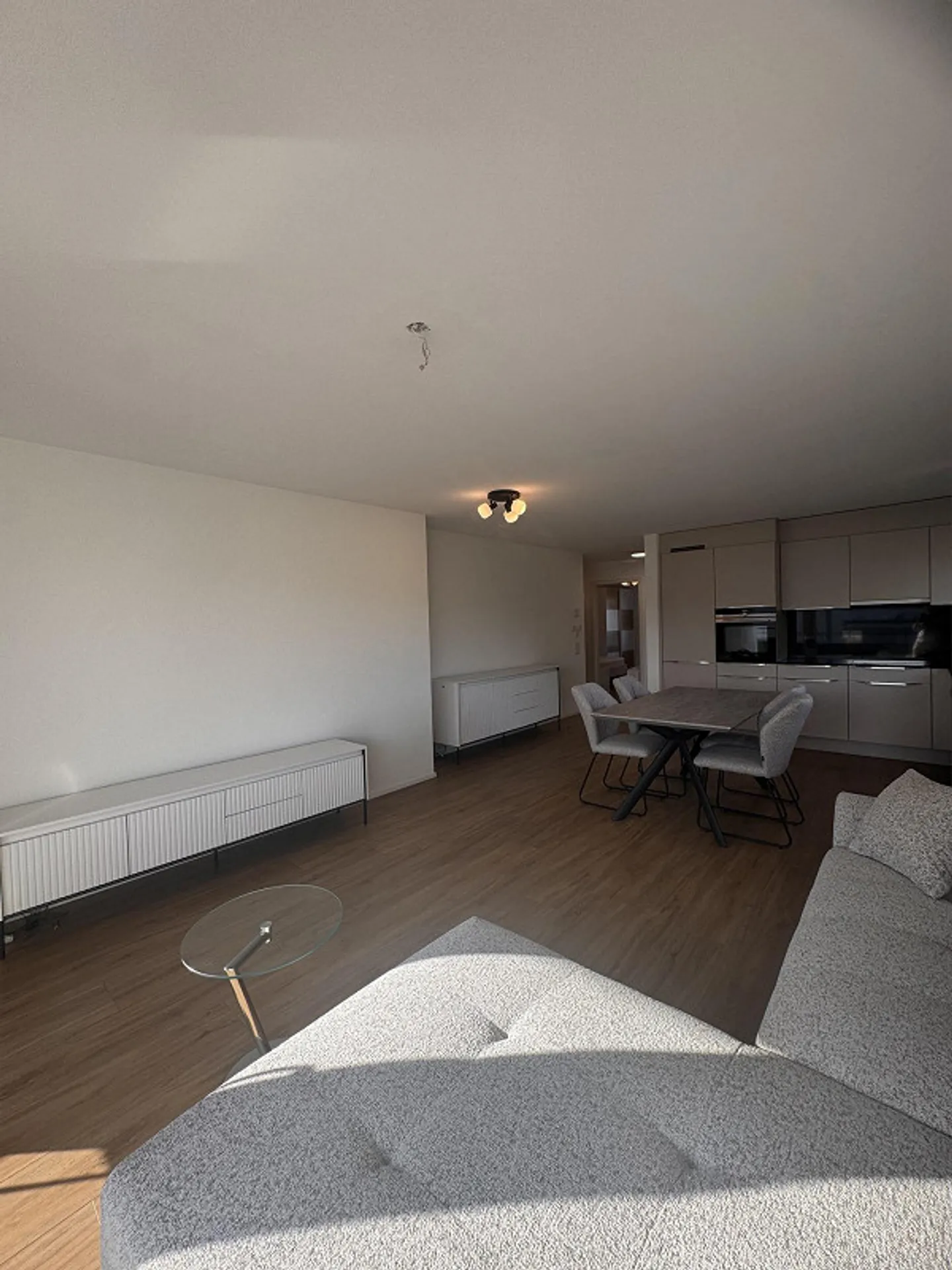 Fully furnished & modern – Your new home awaits! - Photo 3 of 10