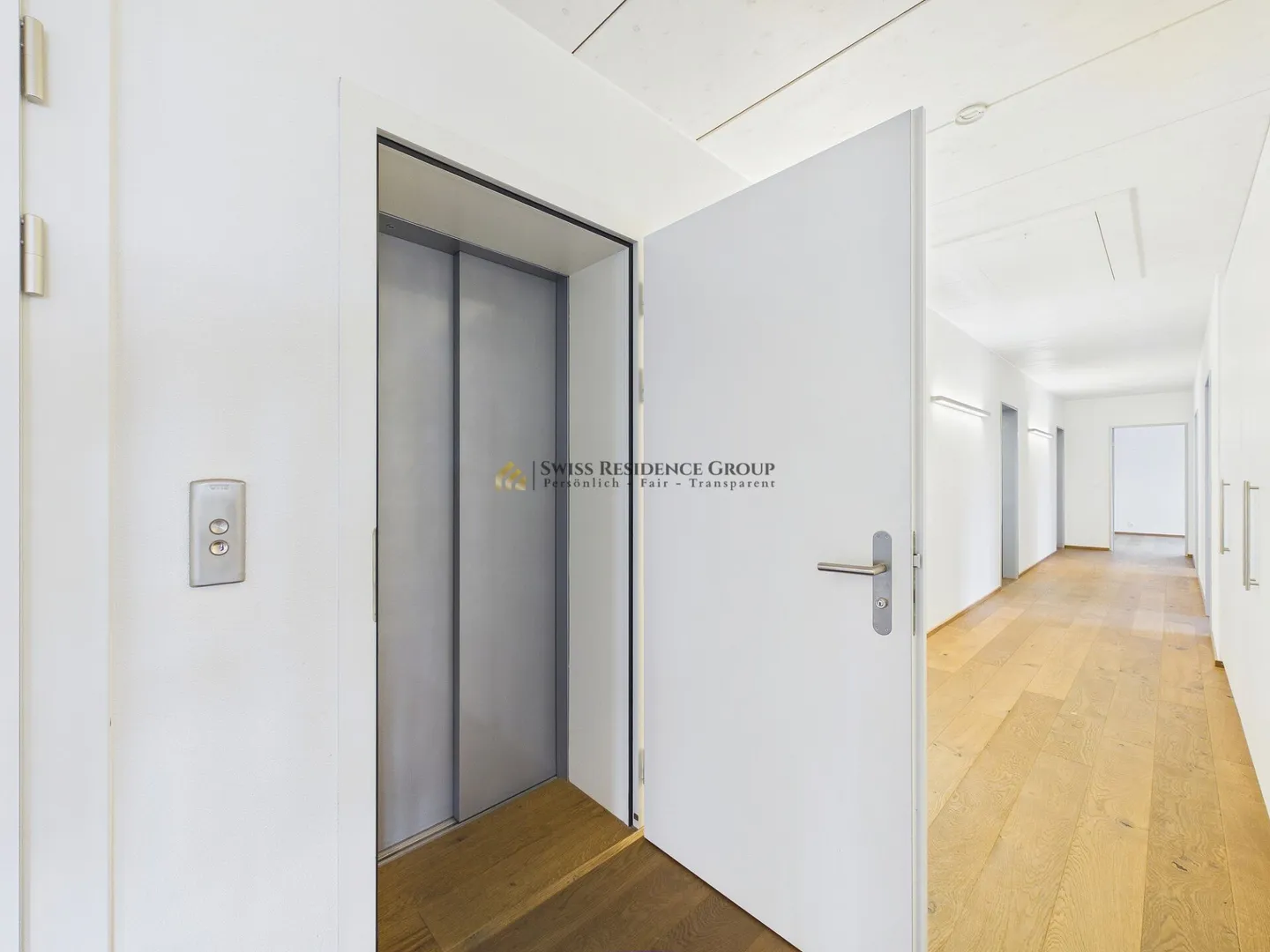 Esclusivo attico di 5,5 stanze con vista panoramica e ampie terrazze - Foto 30 di 33