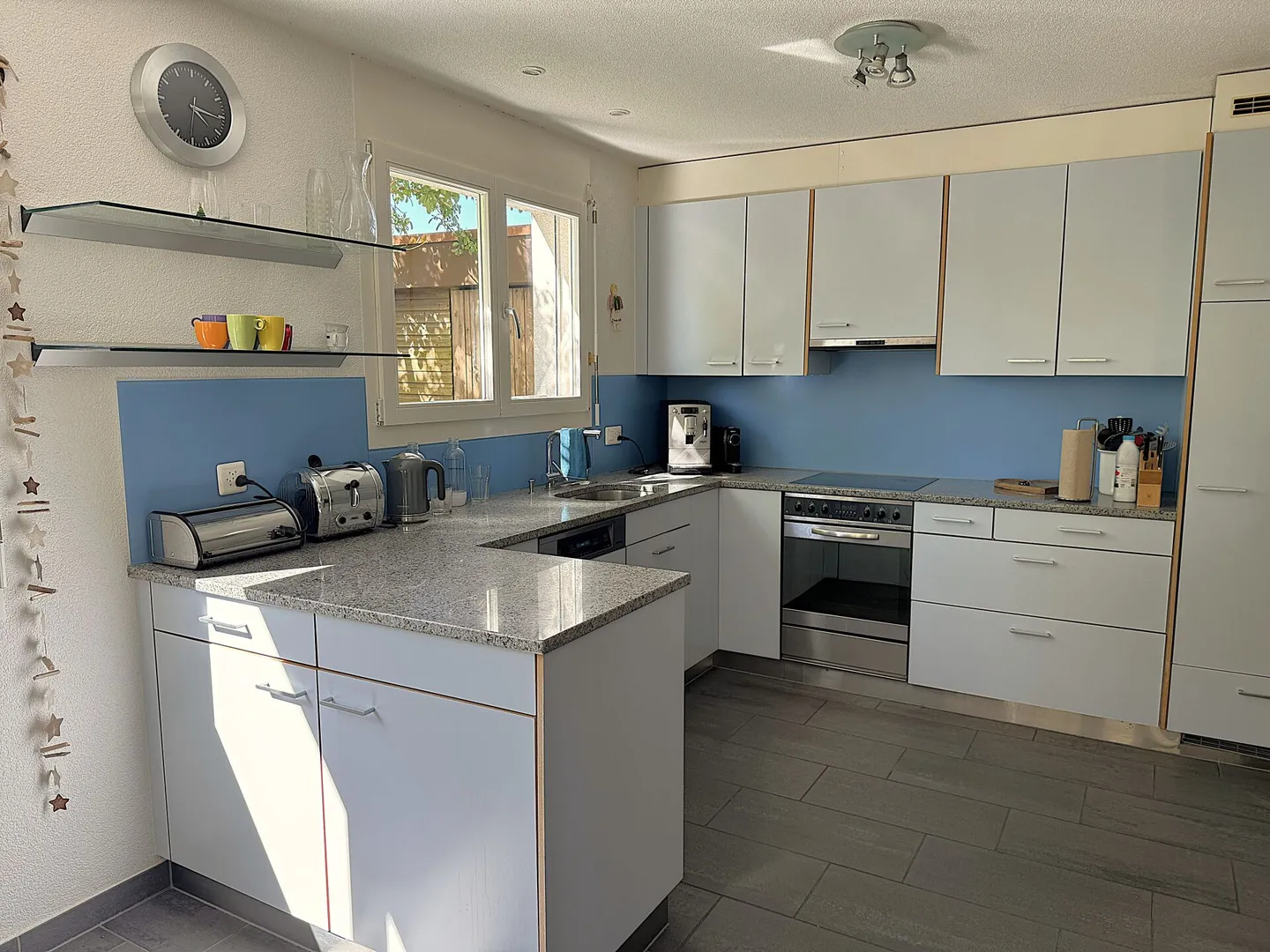 Detached 6.5-room single-family house - Photo 7 of 13