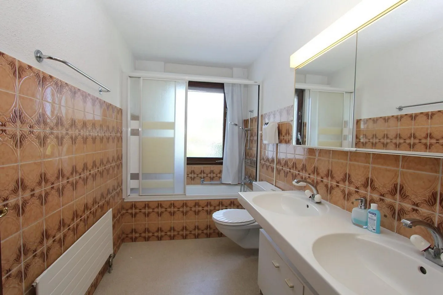 Charmantes Einfamilienhaus mit Bergsicht - Foto 8 von 13