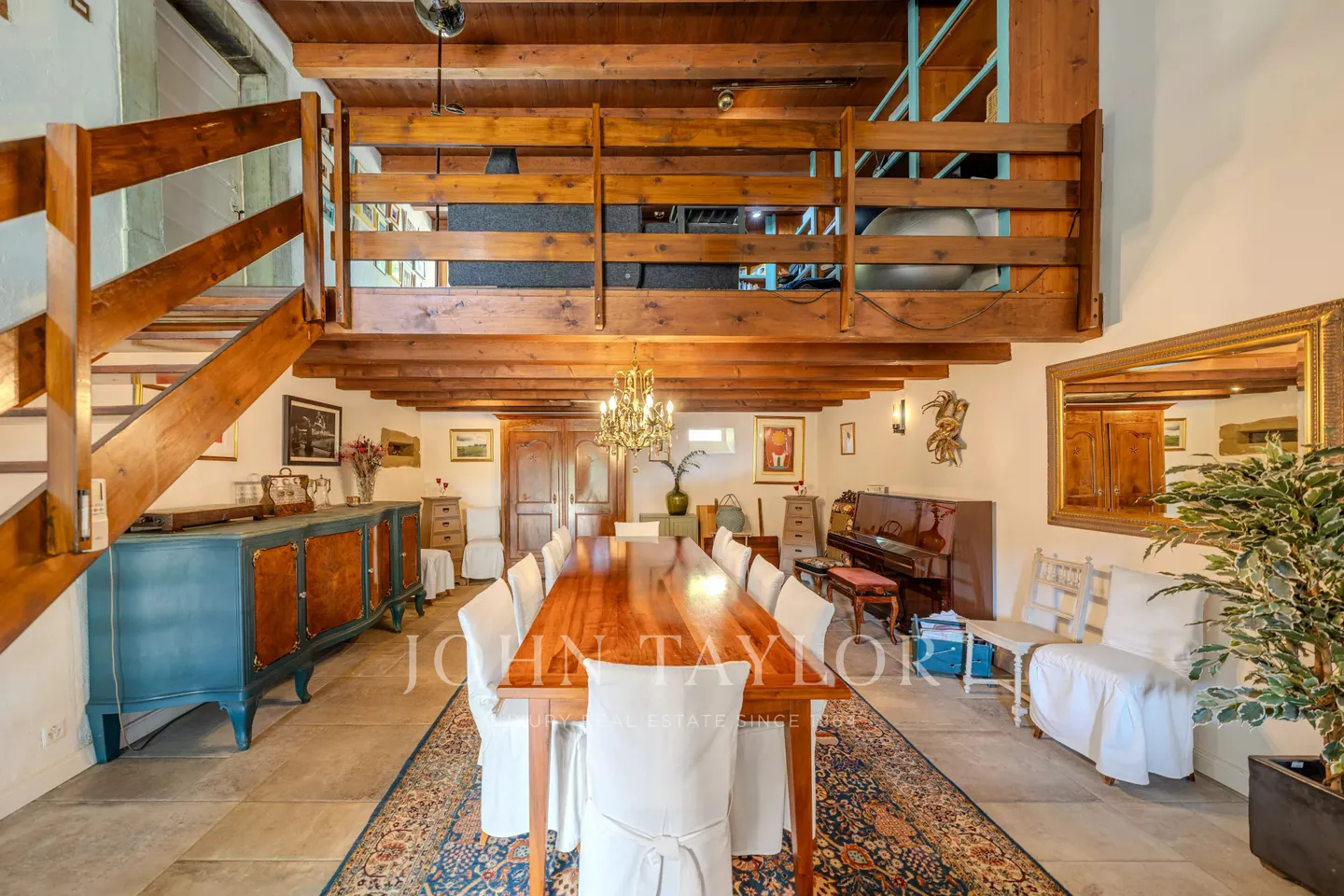 Charming Farmhouse in Forel - Photo 3 of 13