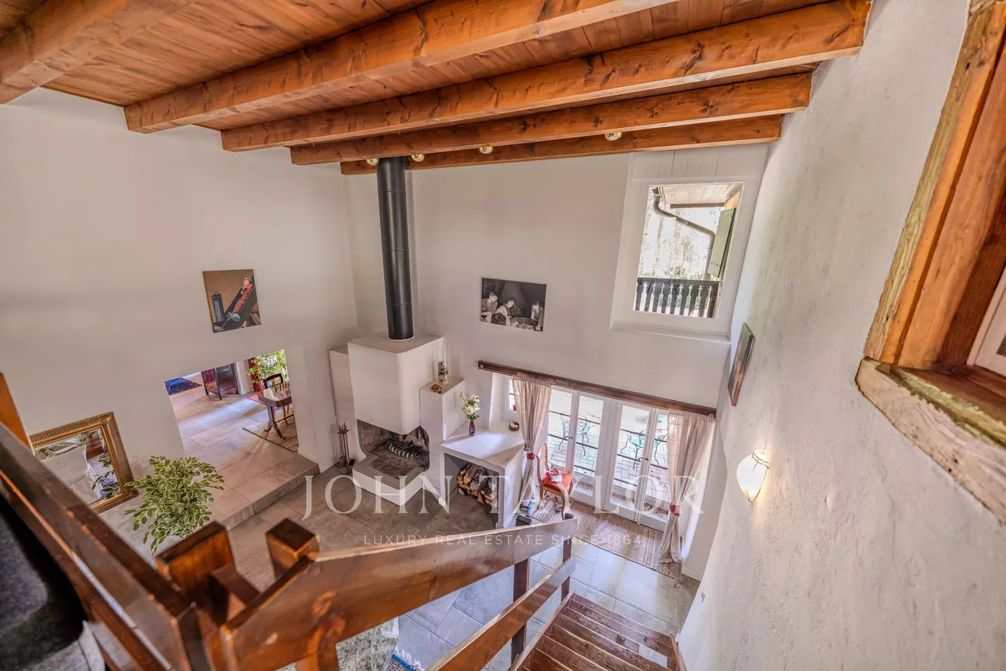 Charming Farmhouse in Forel - Photo 6 of 13
