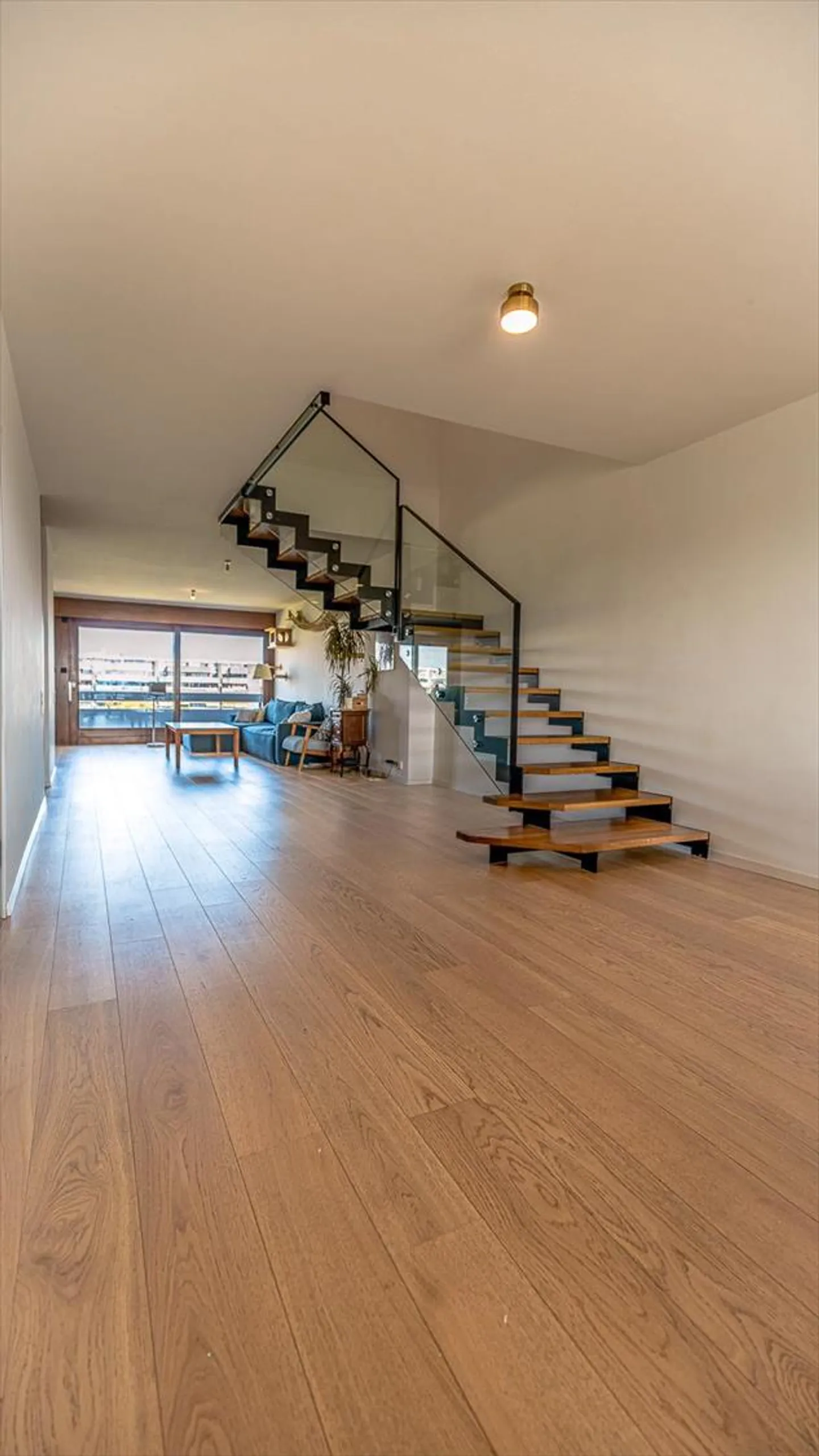 Außergewöhnliche Penthouse-Duplex-Wohnung (5 Zimmer) - Foto 6 von 12