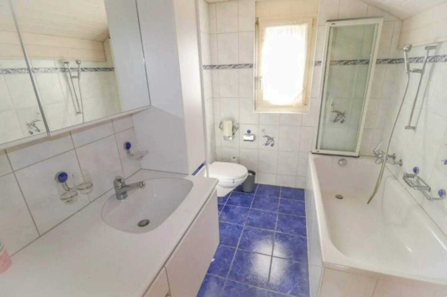 4 Room single house - Photo 11 of 14