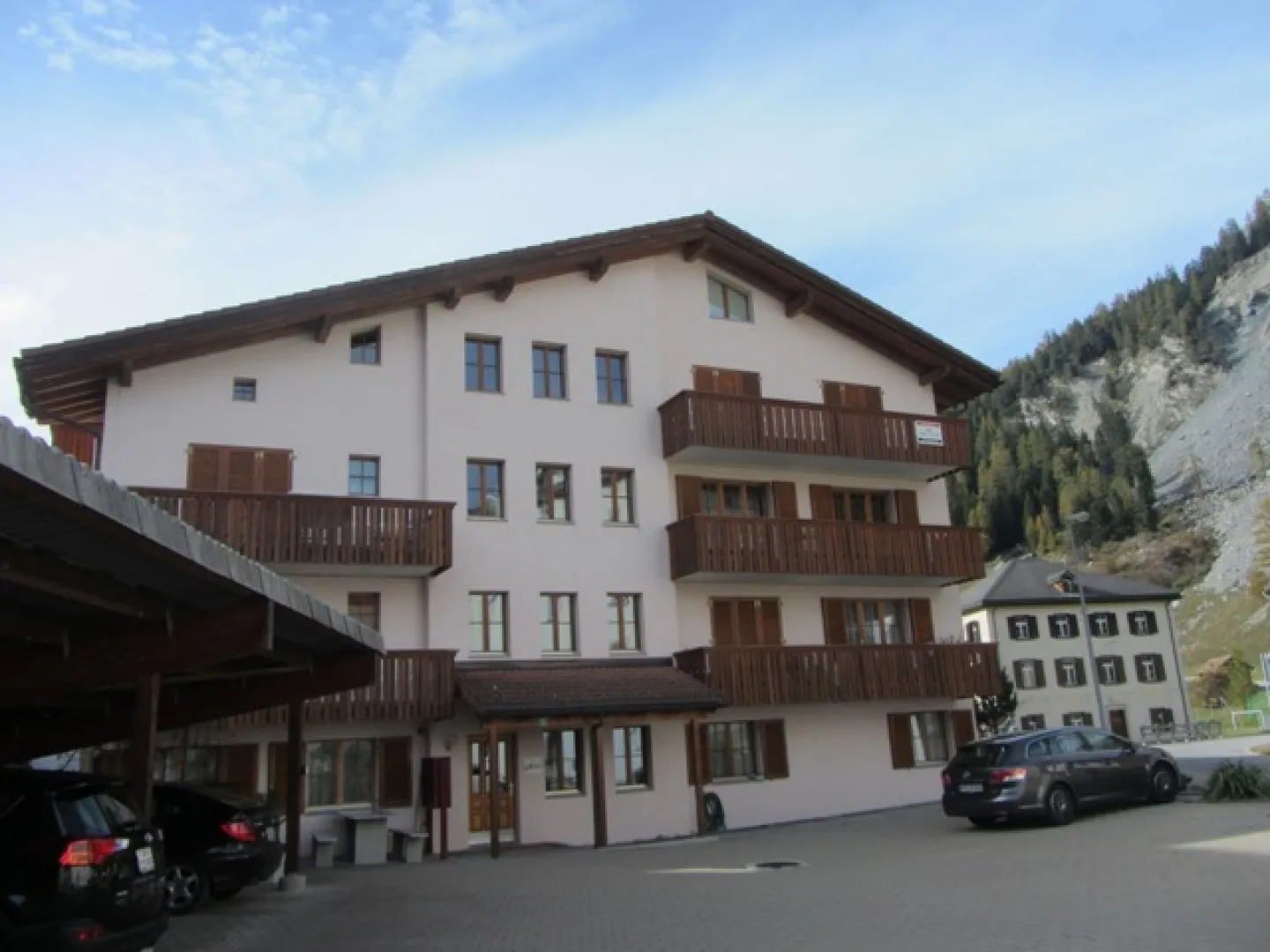 Charmante Wohnung in Graubünden - Foto 3 von 13