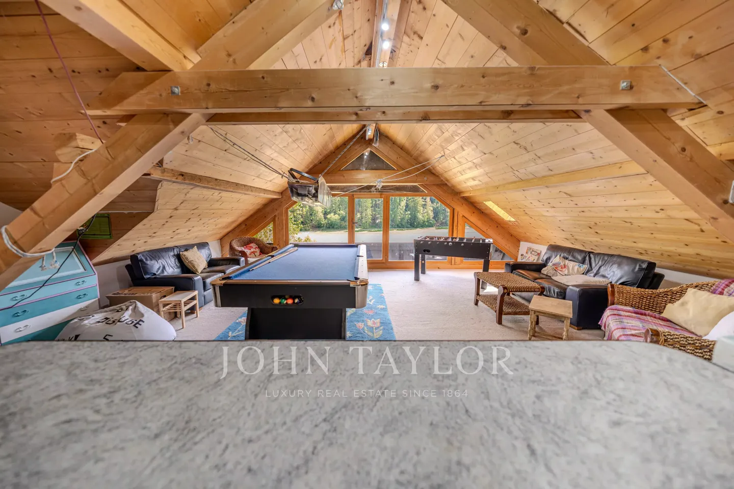 Charming Farmhouse in Forel - Photo 11 of 13