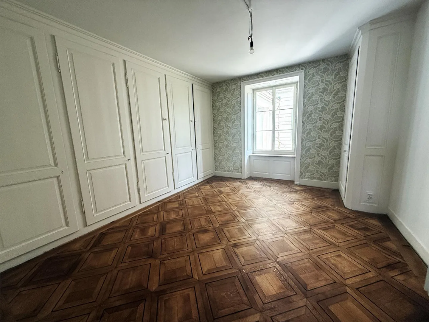 Appartamento esclusivo di 5,5 stanze con fascino storico in un'area parco idilliaca - Foto 9 di 19