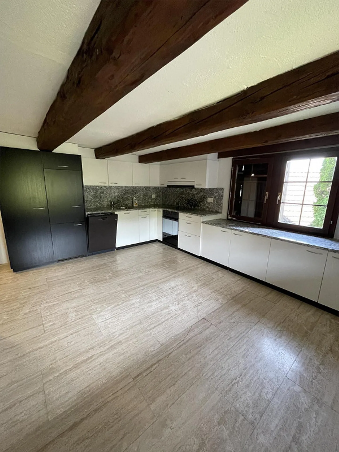 Stilvolle Wohnung mit Galerie - Foto 2 von 13