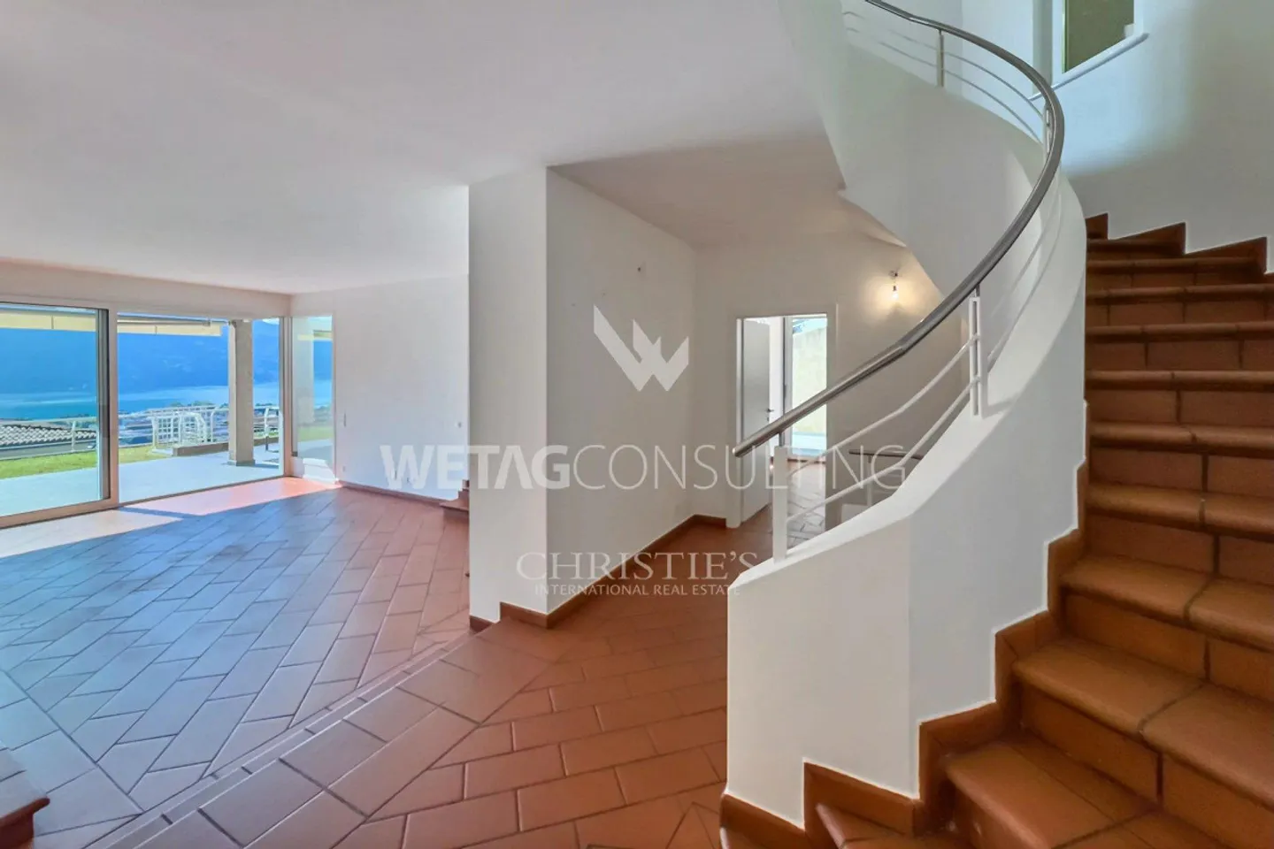 In Lugano: Elegante Reihenvilla mit privatem Garten & weitem Seebli... - Foto 11 di 12