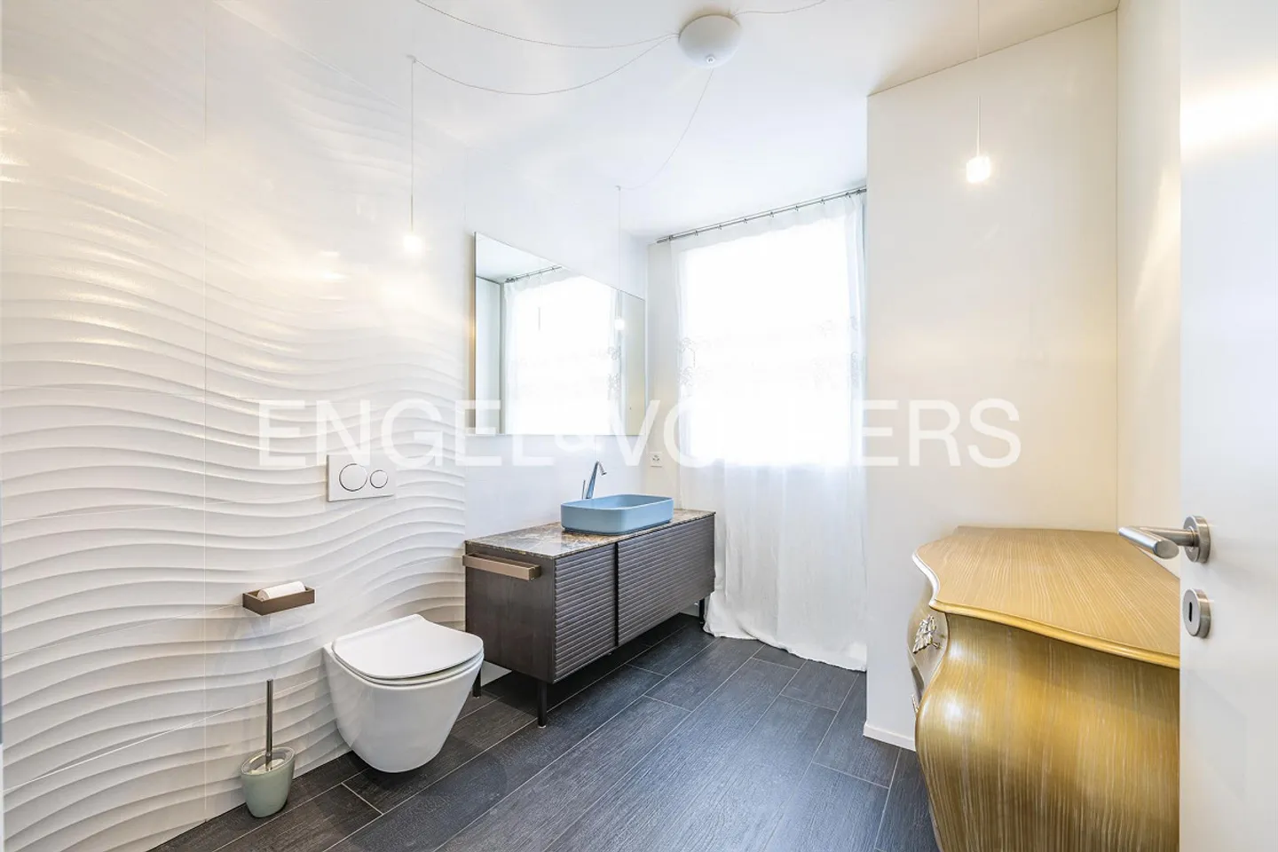 Appartement moderne avec vue sur le lac (52) - Photo 7 sur 9