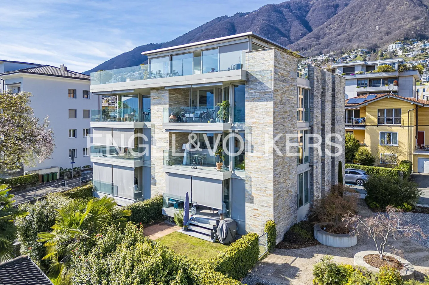 Appartement moderne avec vue sur le lac (52) - Photo 8 sur 9