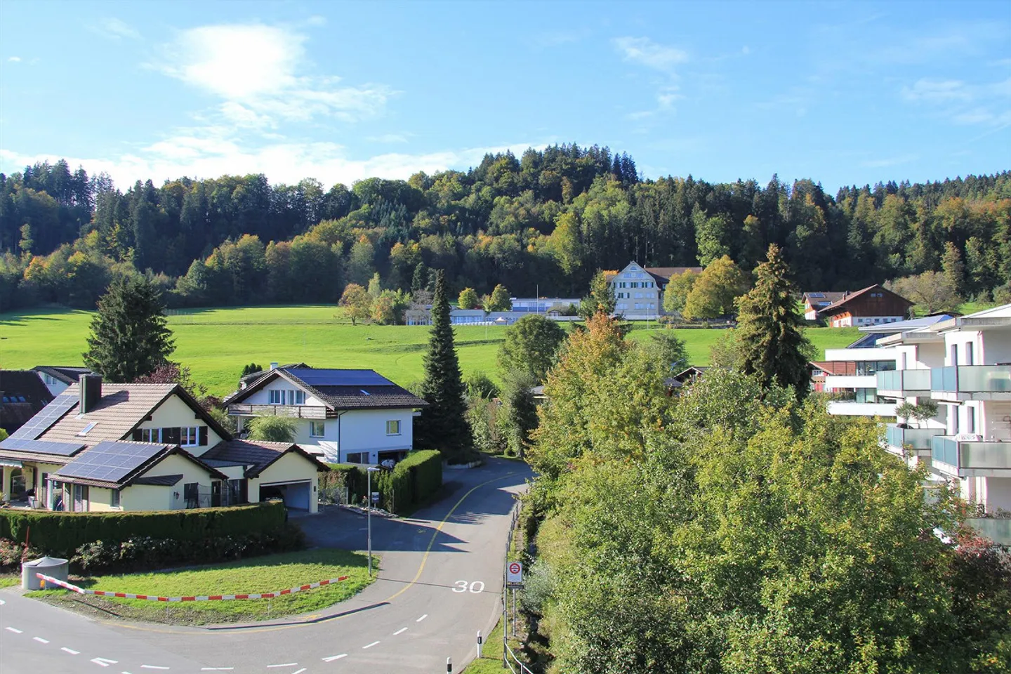 Moderne Attikawohnung in Abtwil - Foto 7 von 22