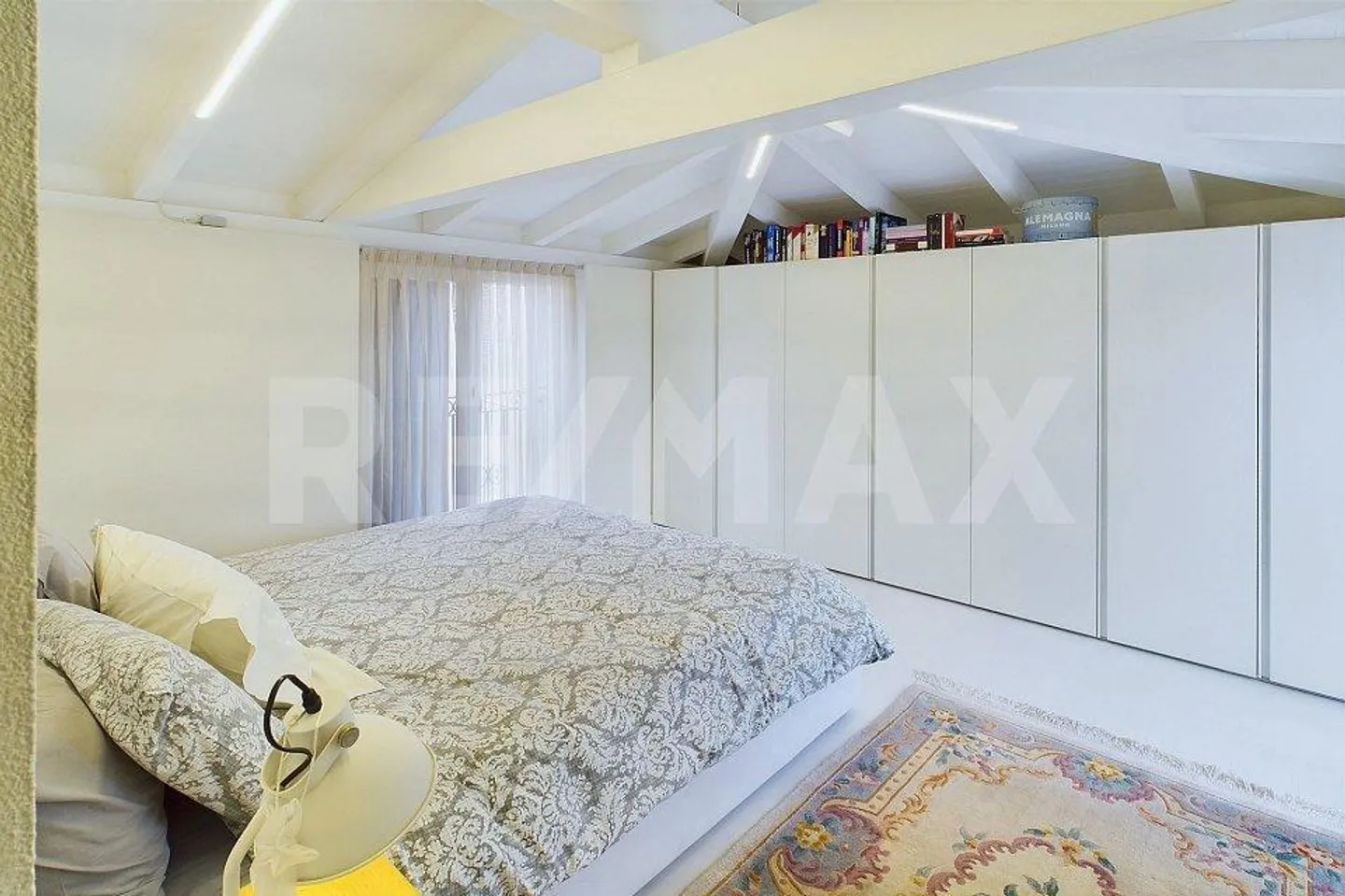 Appartamento elegante nel centro storico di Porza - Foto 13 di 13