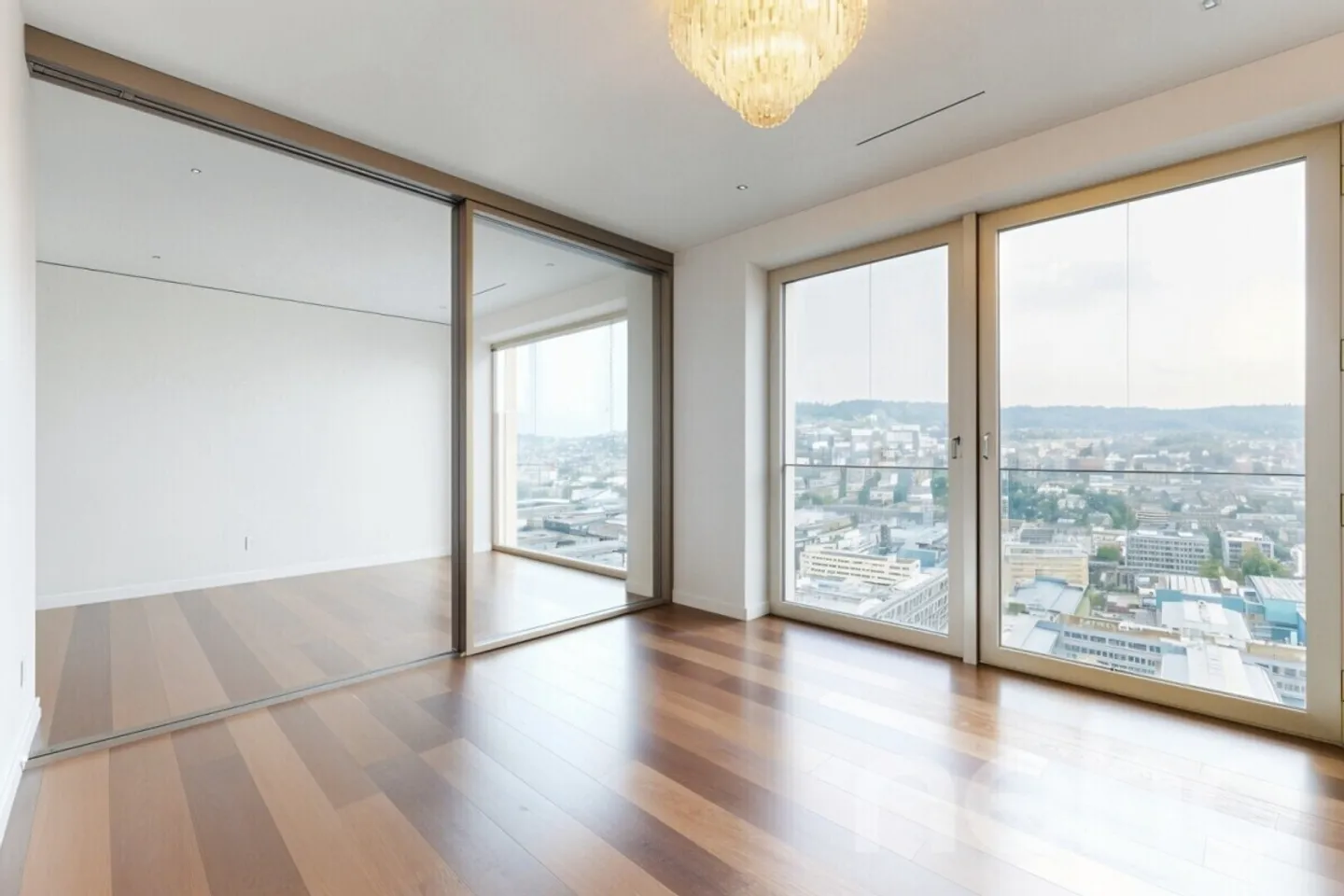 Luxurious Penthouse above the rooftops of Zurich - Photo 5 of 8