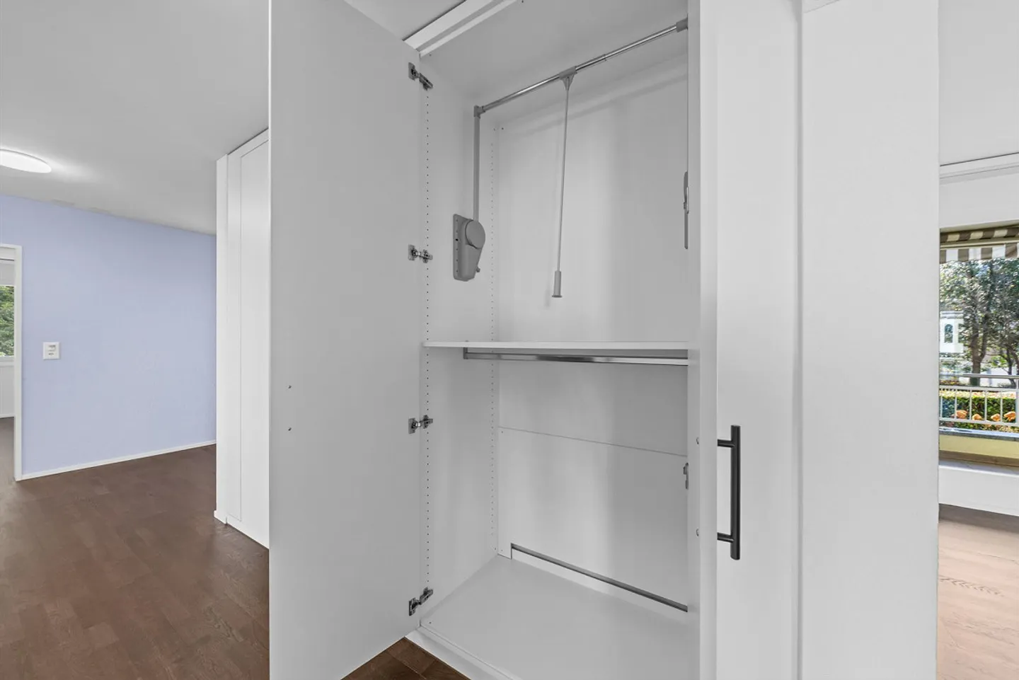 Appartement entièrement rénové au bord du lac - Photo 11 sur 16