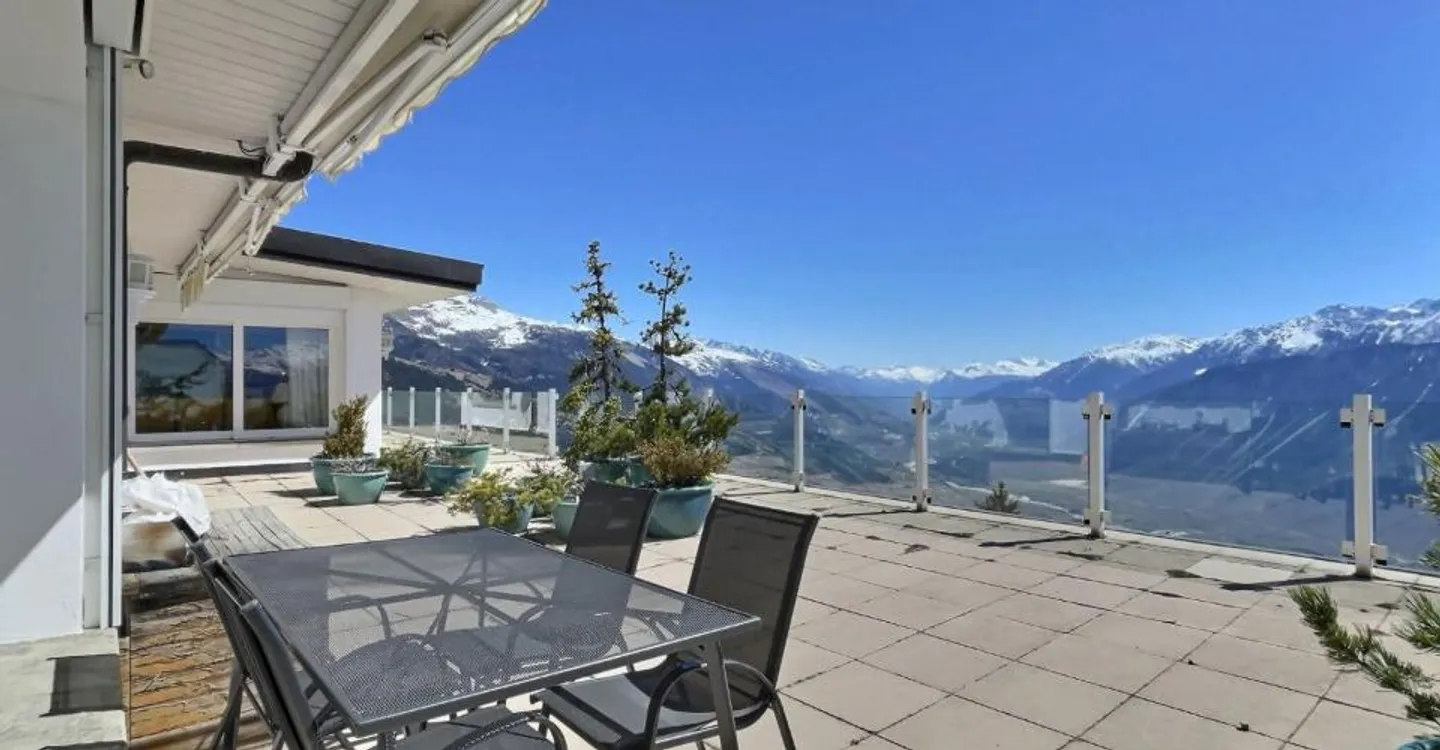 Luxury Attic in Crans-Montana - Photo 2 of 12