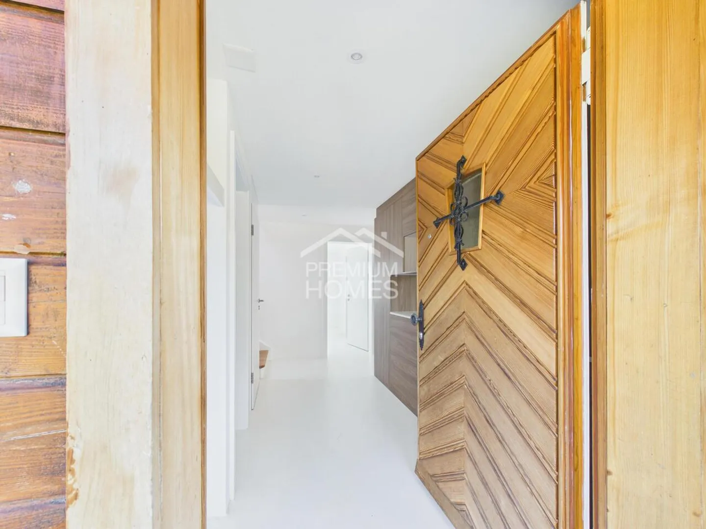Charming Family Home with Land - Photo 5 of 13
