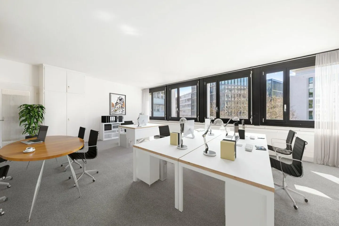 Bureau individuel tout compris dans un emplacement privilégié au Picassoplatz - Photo 2 sur 9