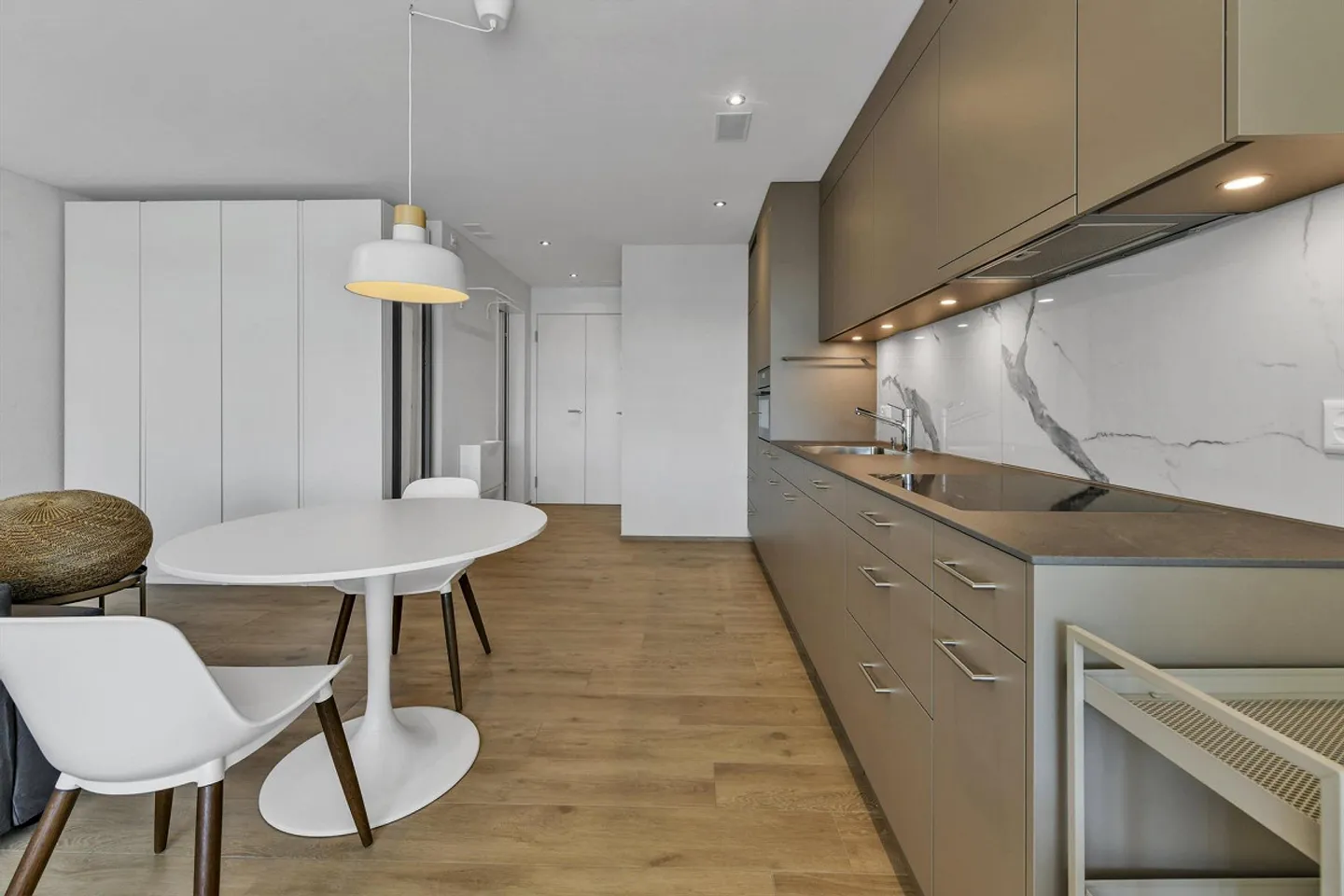 Stiloso. Centrale. Unico. - Foto 3 di 9