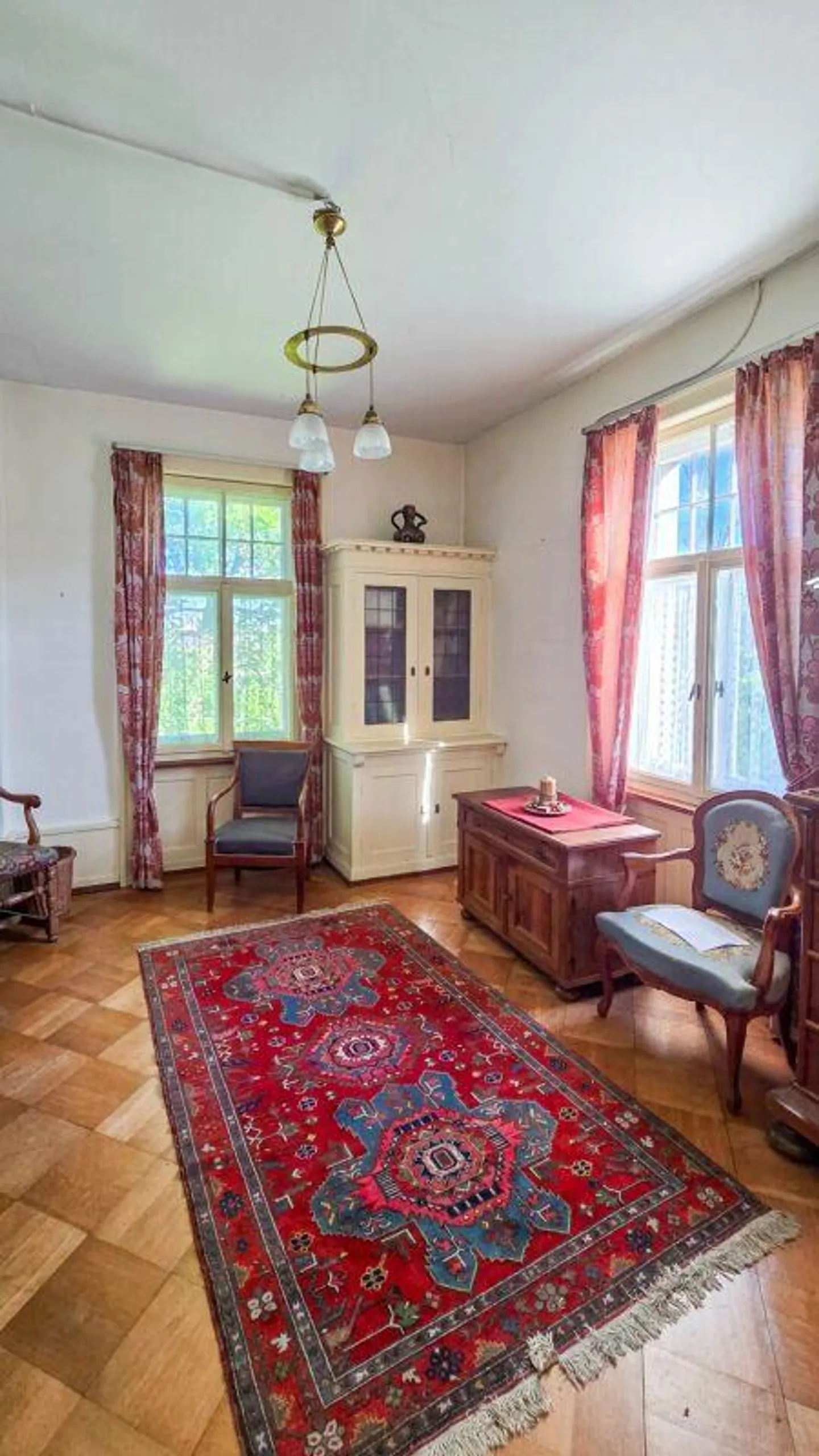 Insieme immobiliare storico con carattere unico - Foto 7 di 13