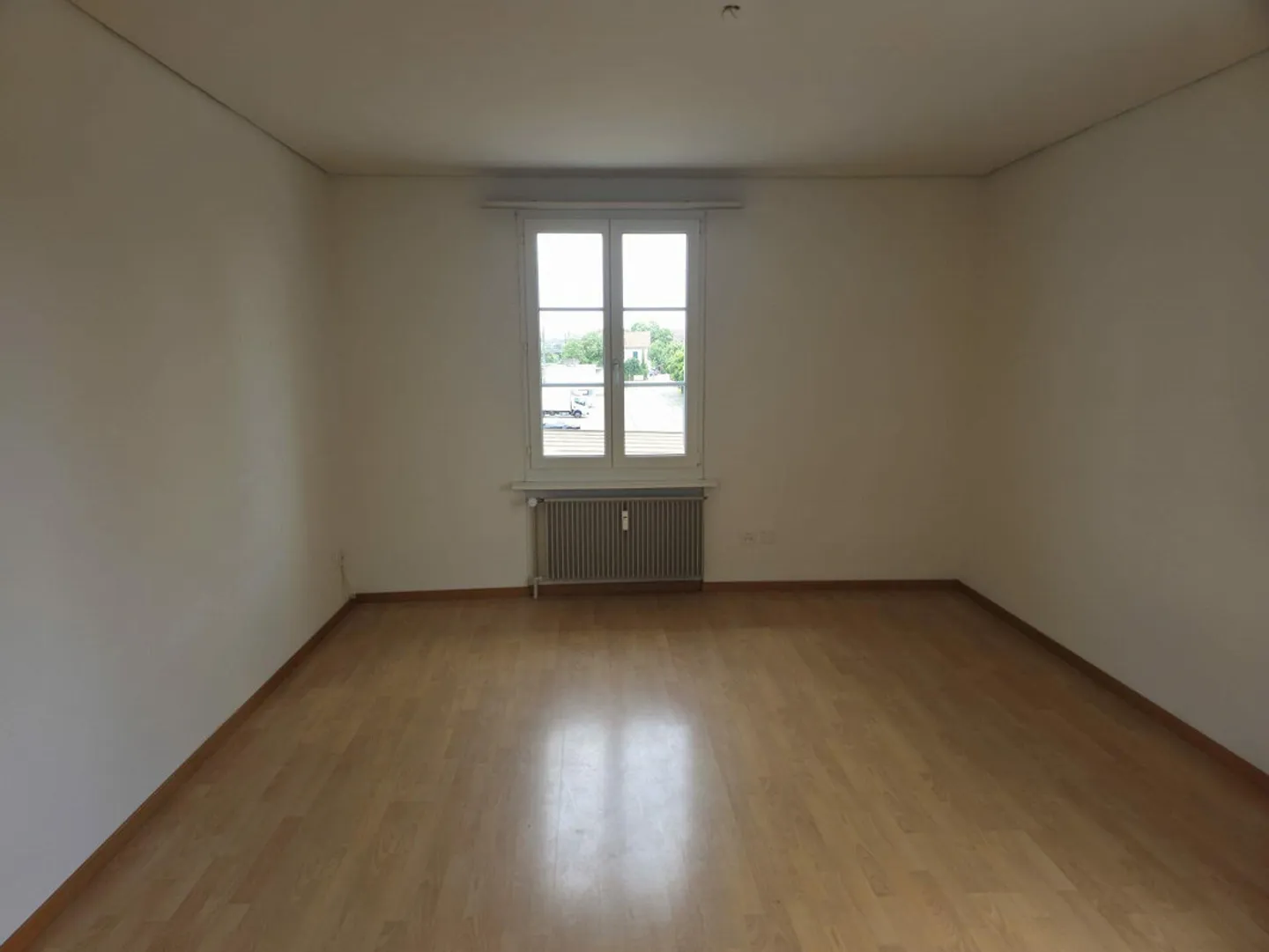 Appartamento duplex attraente di 5,5 stanze alla stazione di Luterbach - Foto 5 di 8