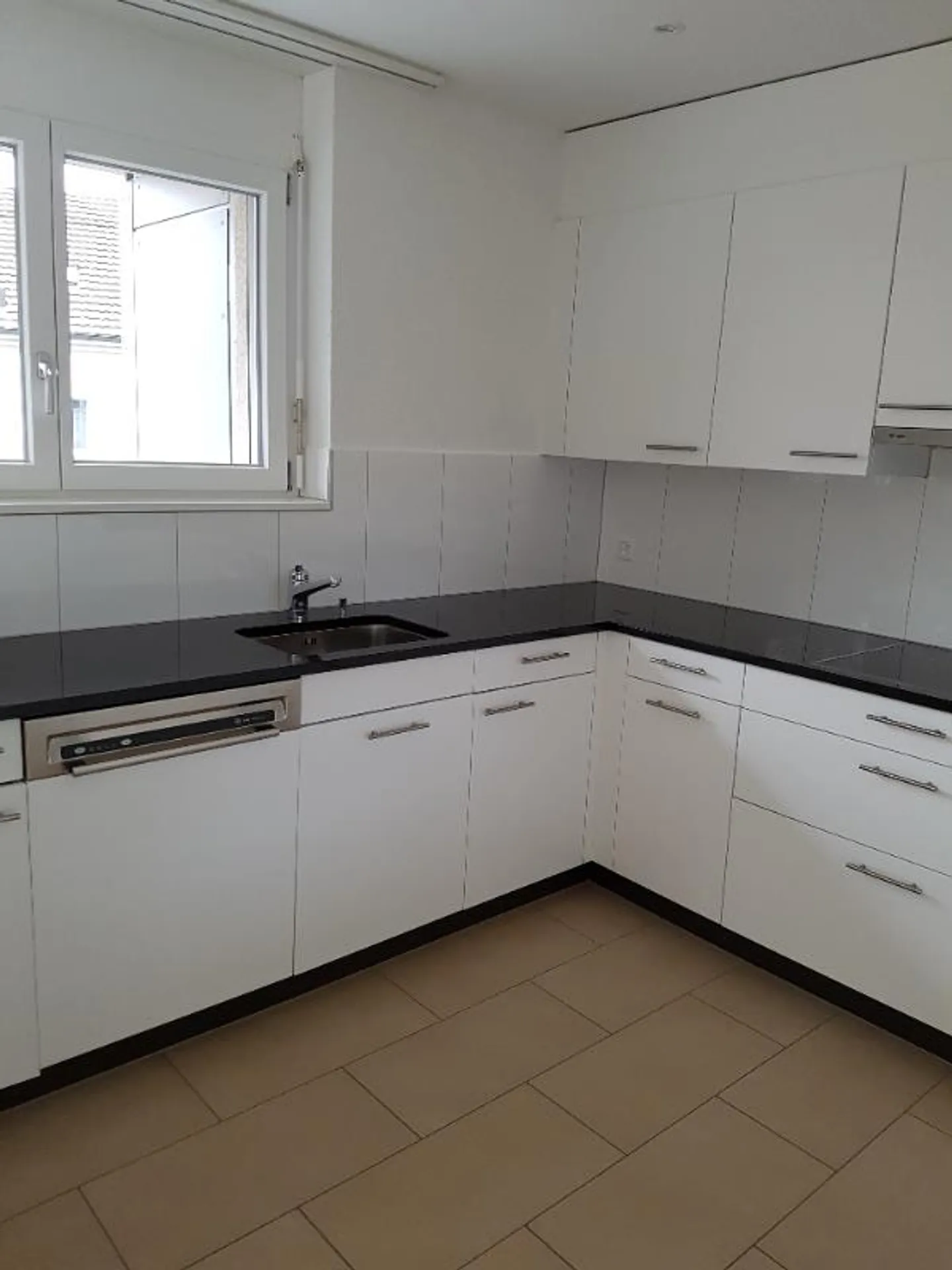 Appartamento in affitto - Foto 4 di 7