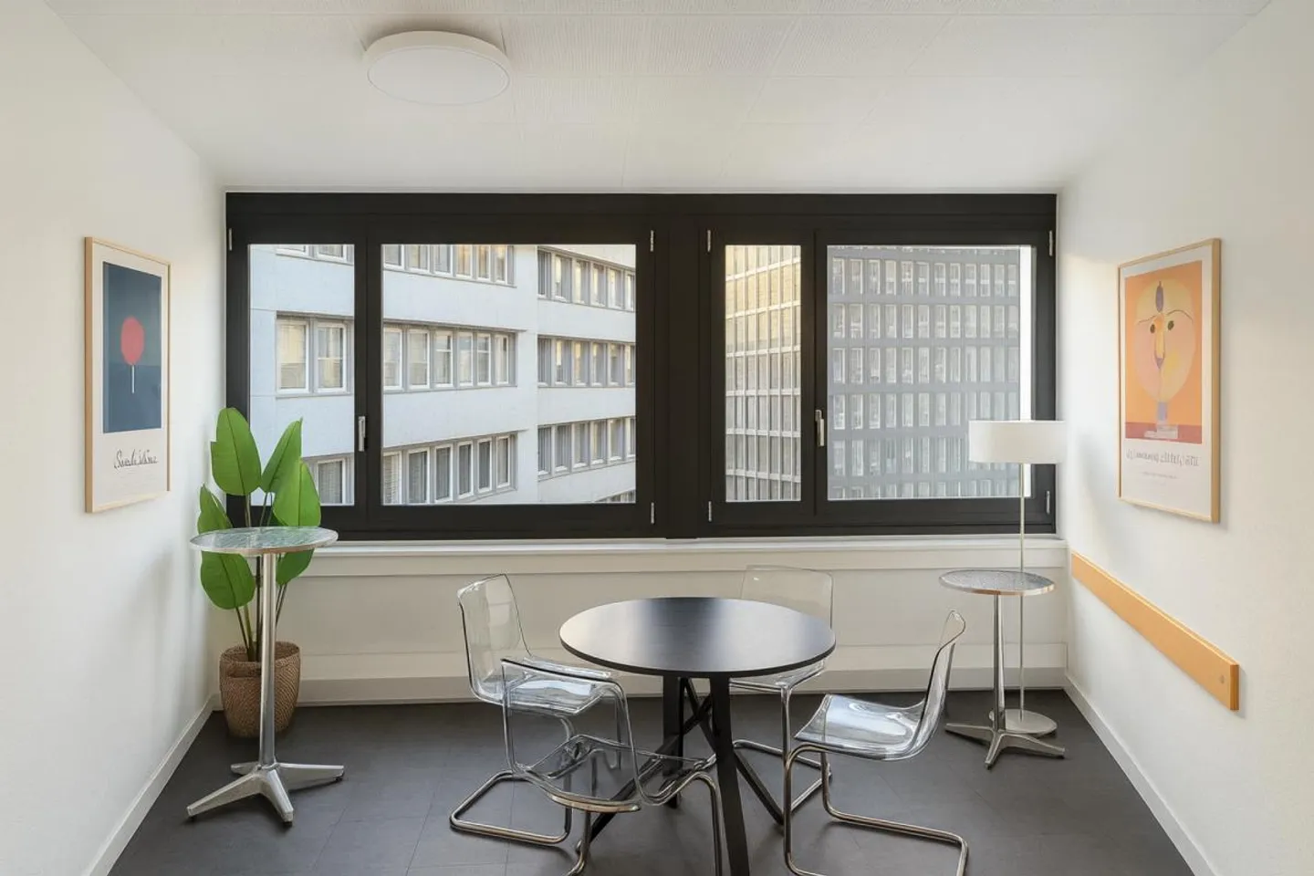 Bureau individuel tout compris dans un emplacement privilégié au Picassoplatz - Photo 3 sur 9