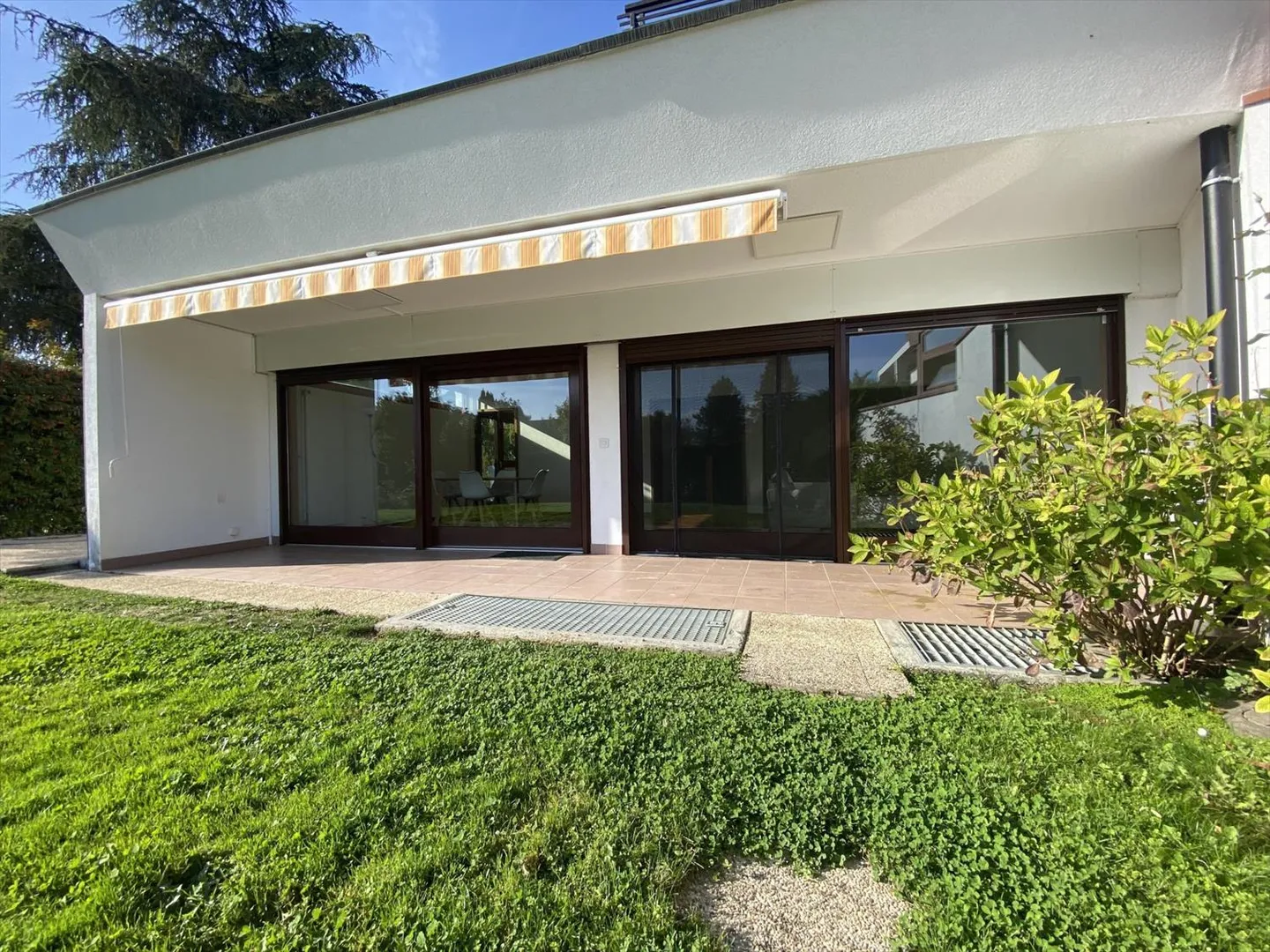 Magnifica villa a schiera di 6,5 locali a Pregny-Chambésy. - Foto 12 di 13