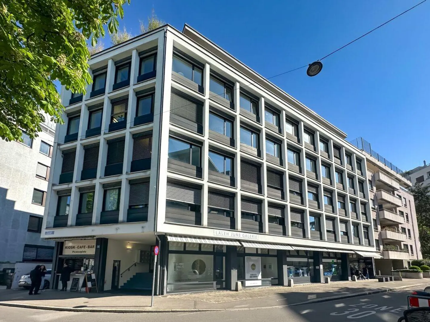 Bureau individuel tout compris dans un emplacement privilégié au Picassoplatz - Photo 7 sur 9