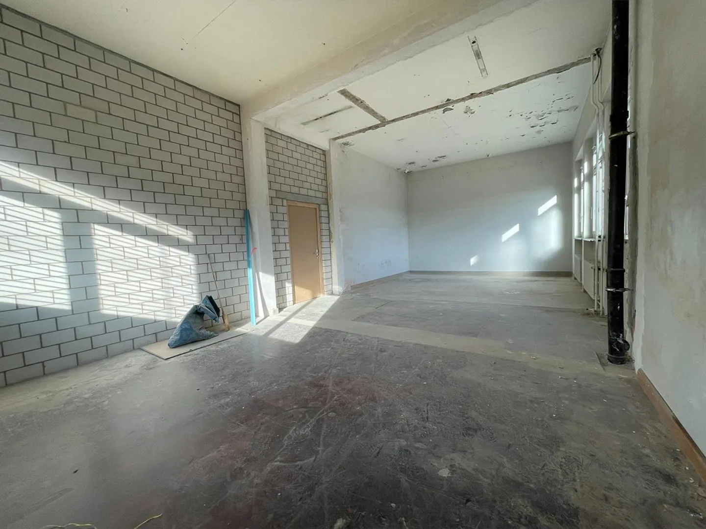 Commercial space in "Zentrale Pratteln" - make your dreams come true - Photo 3 of 3