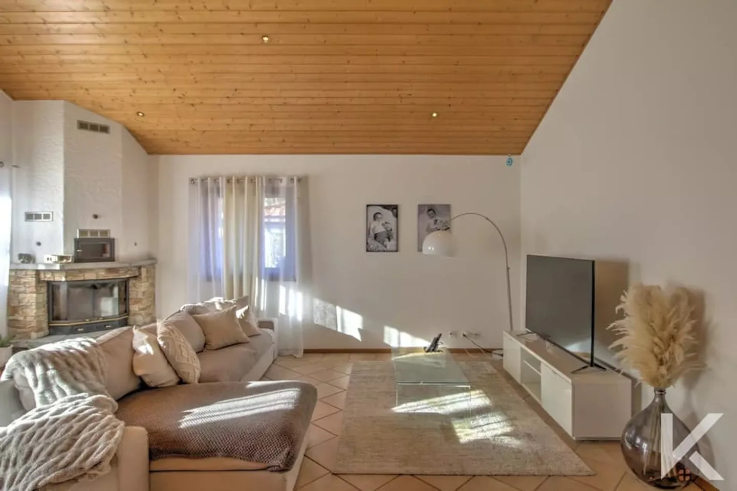 single storey villa - Photo 4 of 13