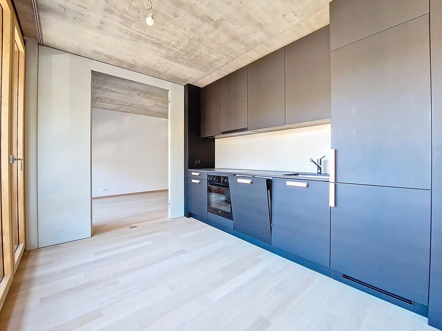 Vex , bel appartement 2.5 pièces en plein centre - Photo 2 sur 10