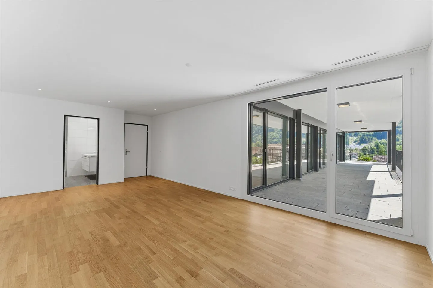 Appartement de jardin 5,5 pièces avec vue sur les montagnes de Nidwald - Photo 11 sur 20