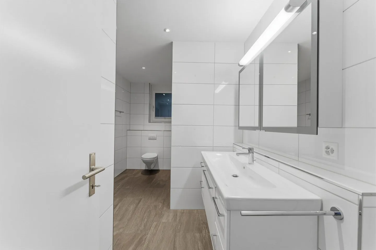 Appartement de jardin 5,5 pièces avec vue sur les montagnes de Nidwald - Photo 13 sur 20
