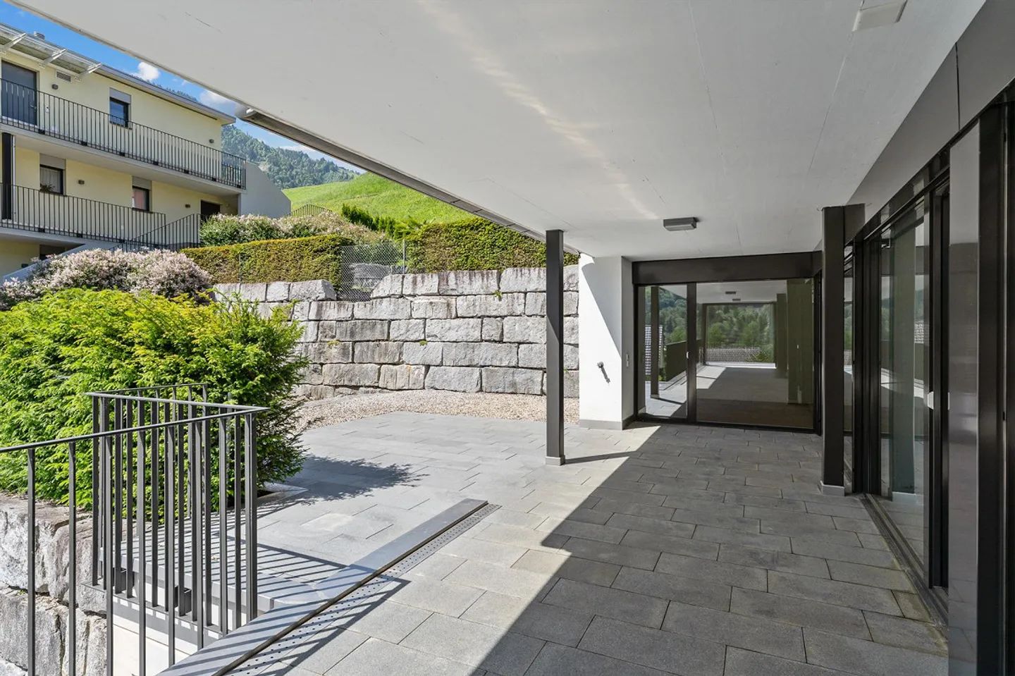 Appartement de jardin 5,5 pièces avec vue sur les montagnes de Nidwald - Photo 16 sur 20
