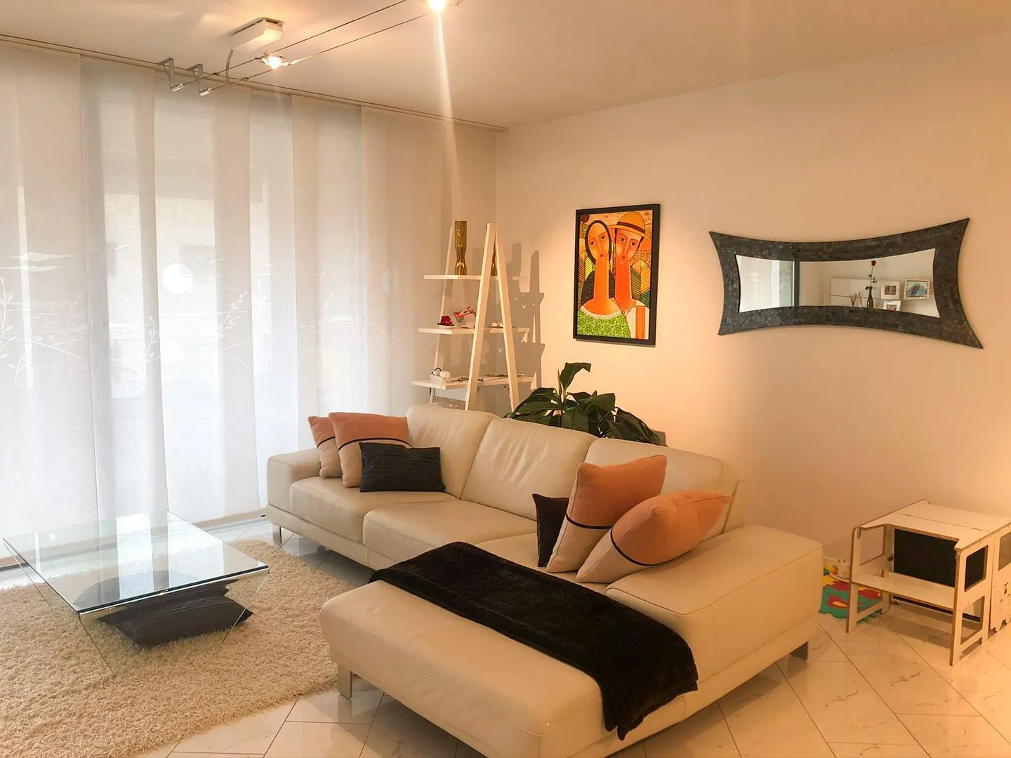 Modern 3.5-Room Apartment - Photo 5 of 5