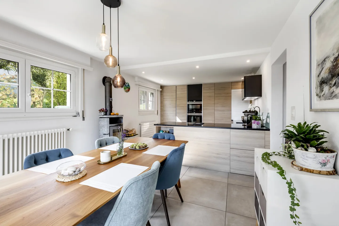 Charming Villa in Lonay - Photo 3 of 12