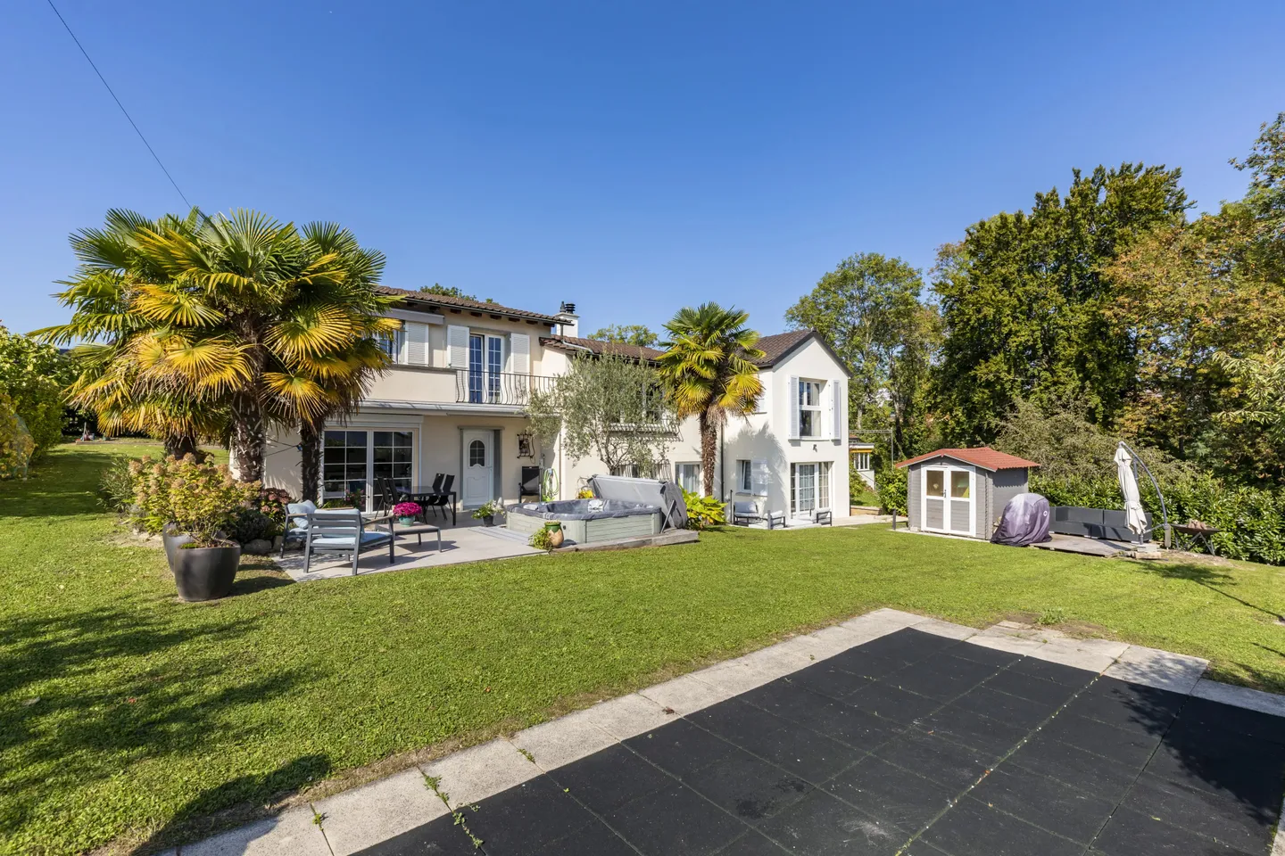 Charming Villa in Lonay - Photo 12 of 12