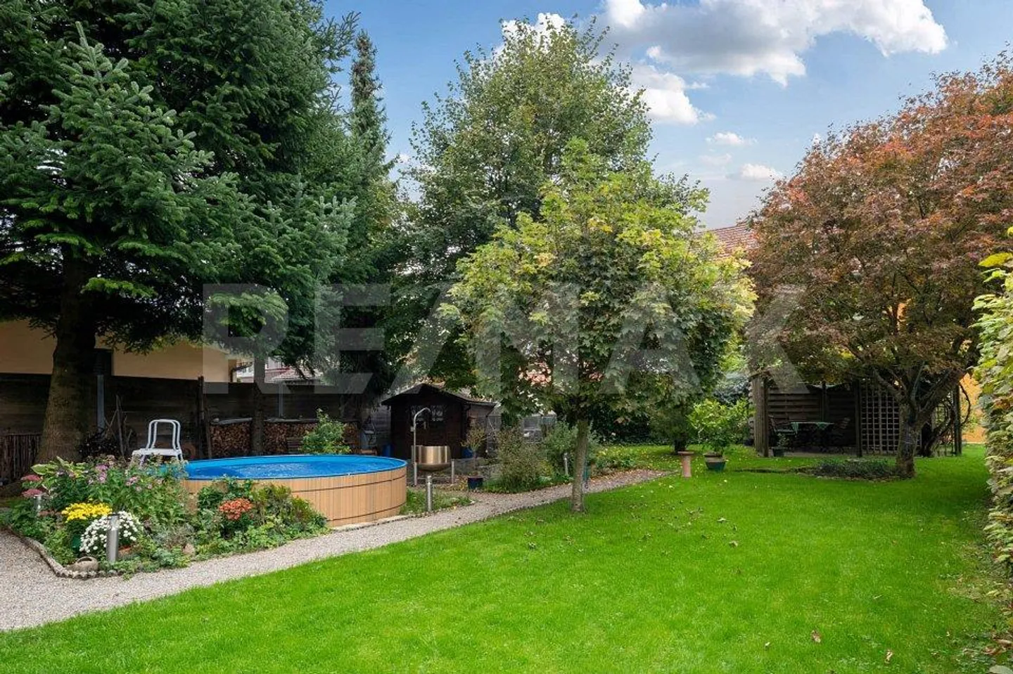 Reihenhaus mit 7,5 Zimmern - Foto 4 von 13