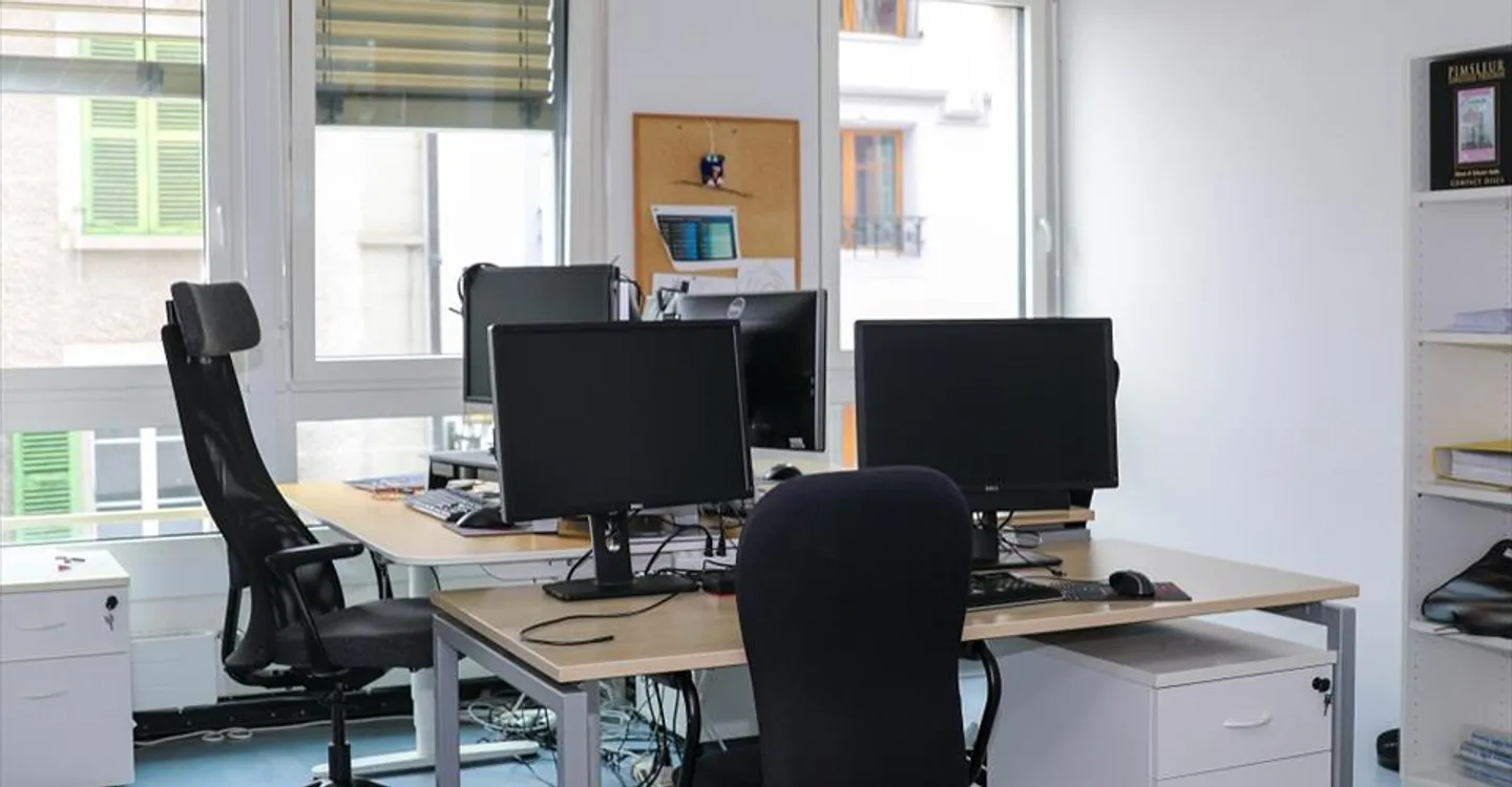 Negozio in affitto - Foto 2 di 11