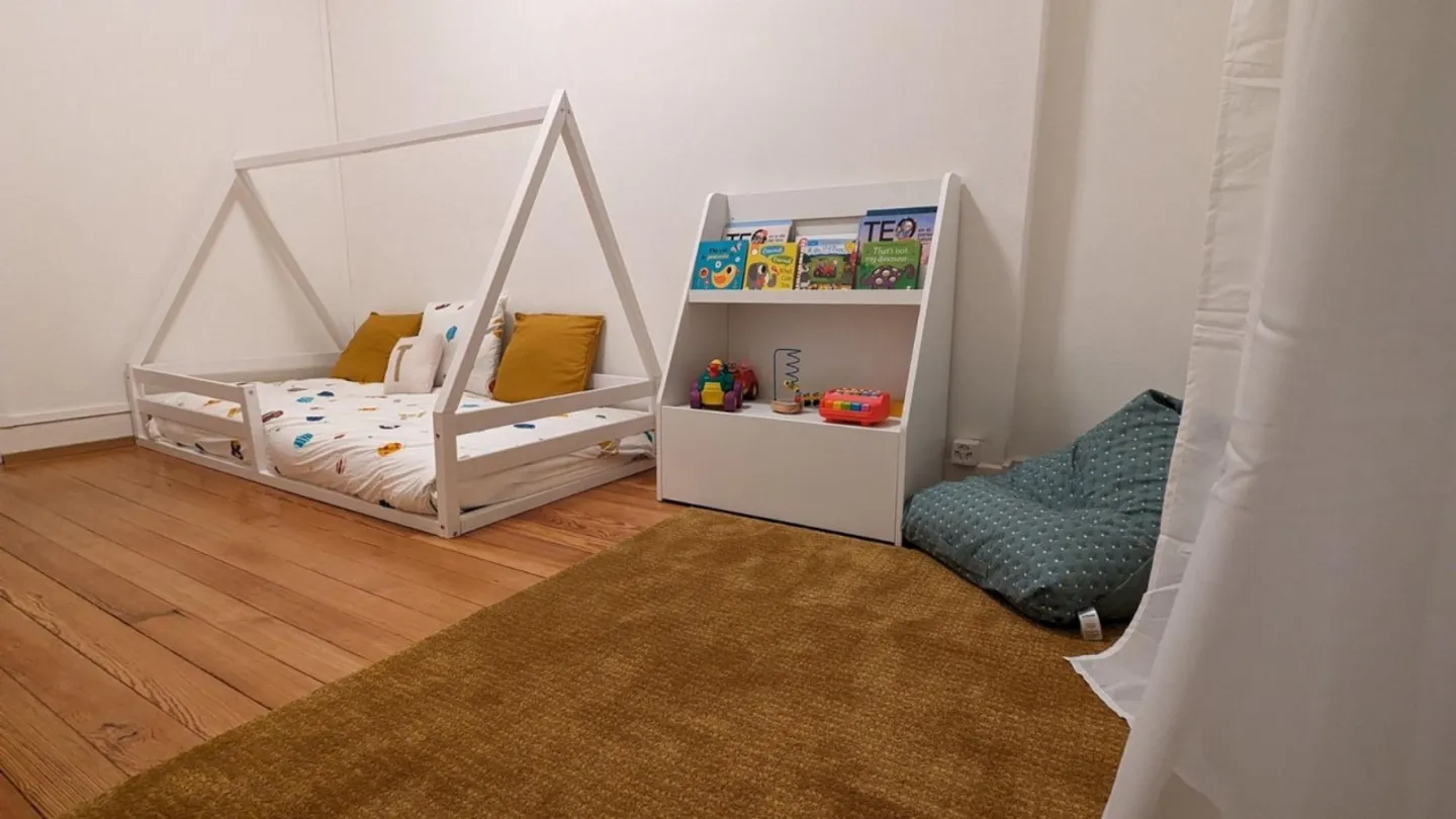 Appartement de 5 Pièces à Genève - Quartier Eaux-Vives - Photo 6 sur 6