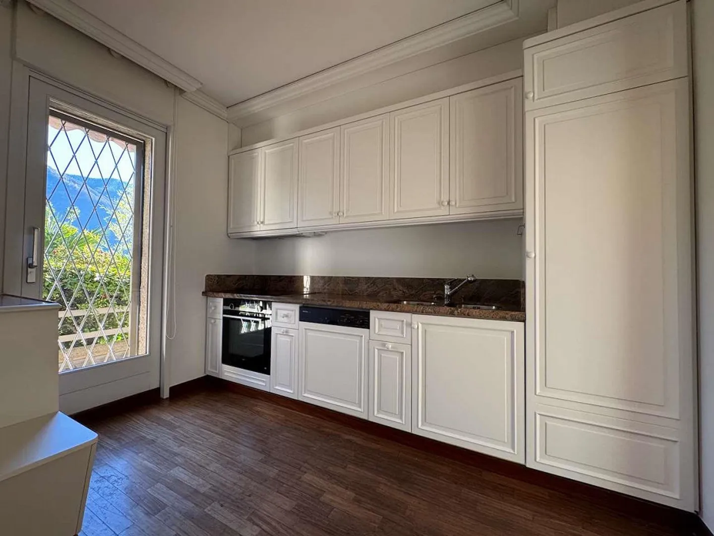 For Sale in Lugano - Photo 5 of 10