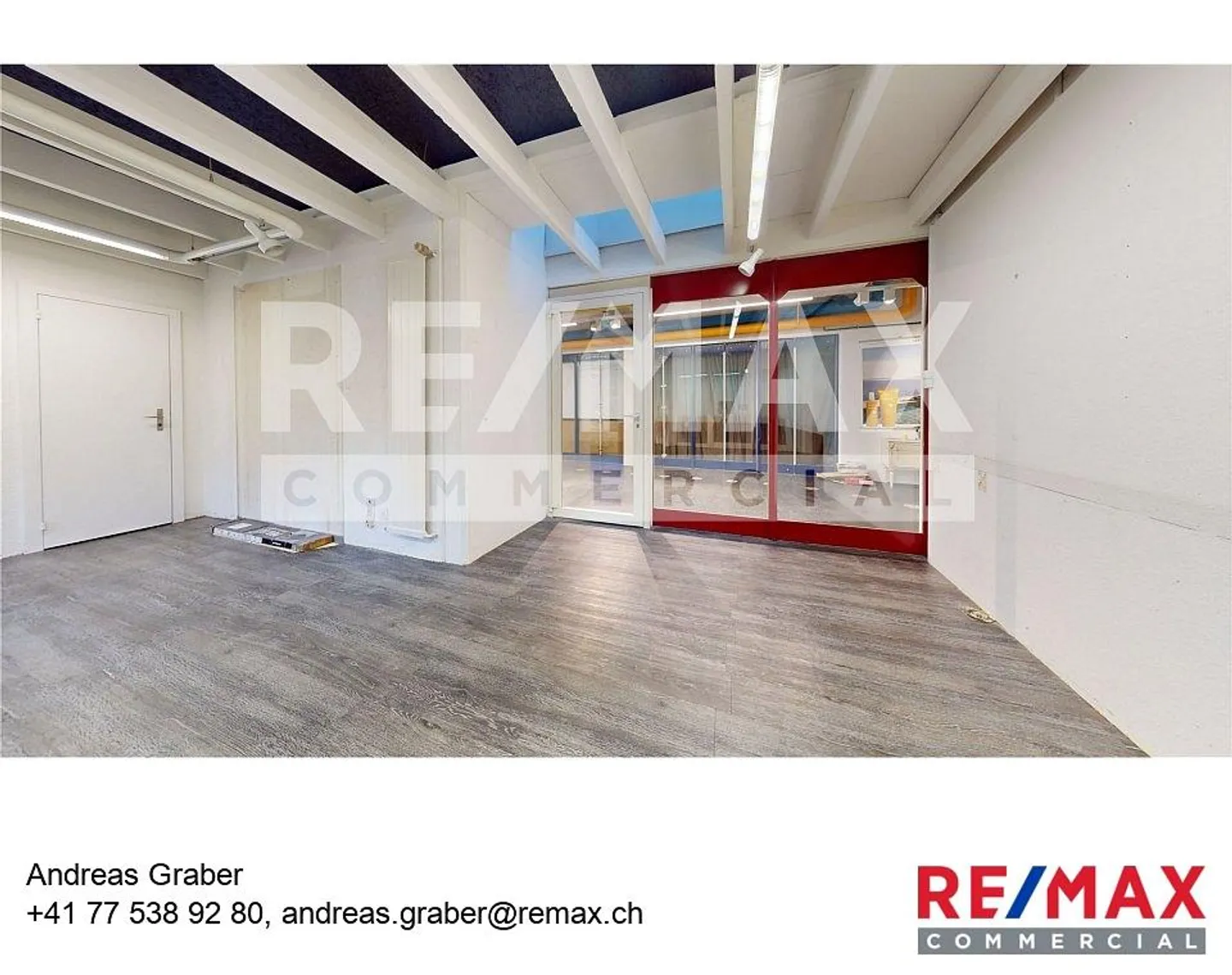 À vendre espace commercial - Photo 1 sur 6