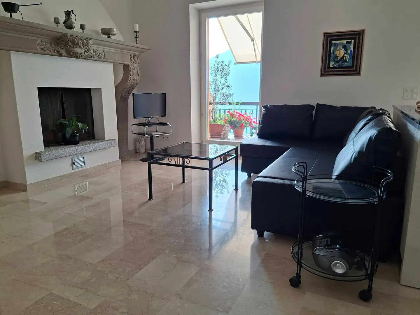 Appartamento in affitto - Foto 2 di 5
