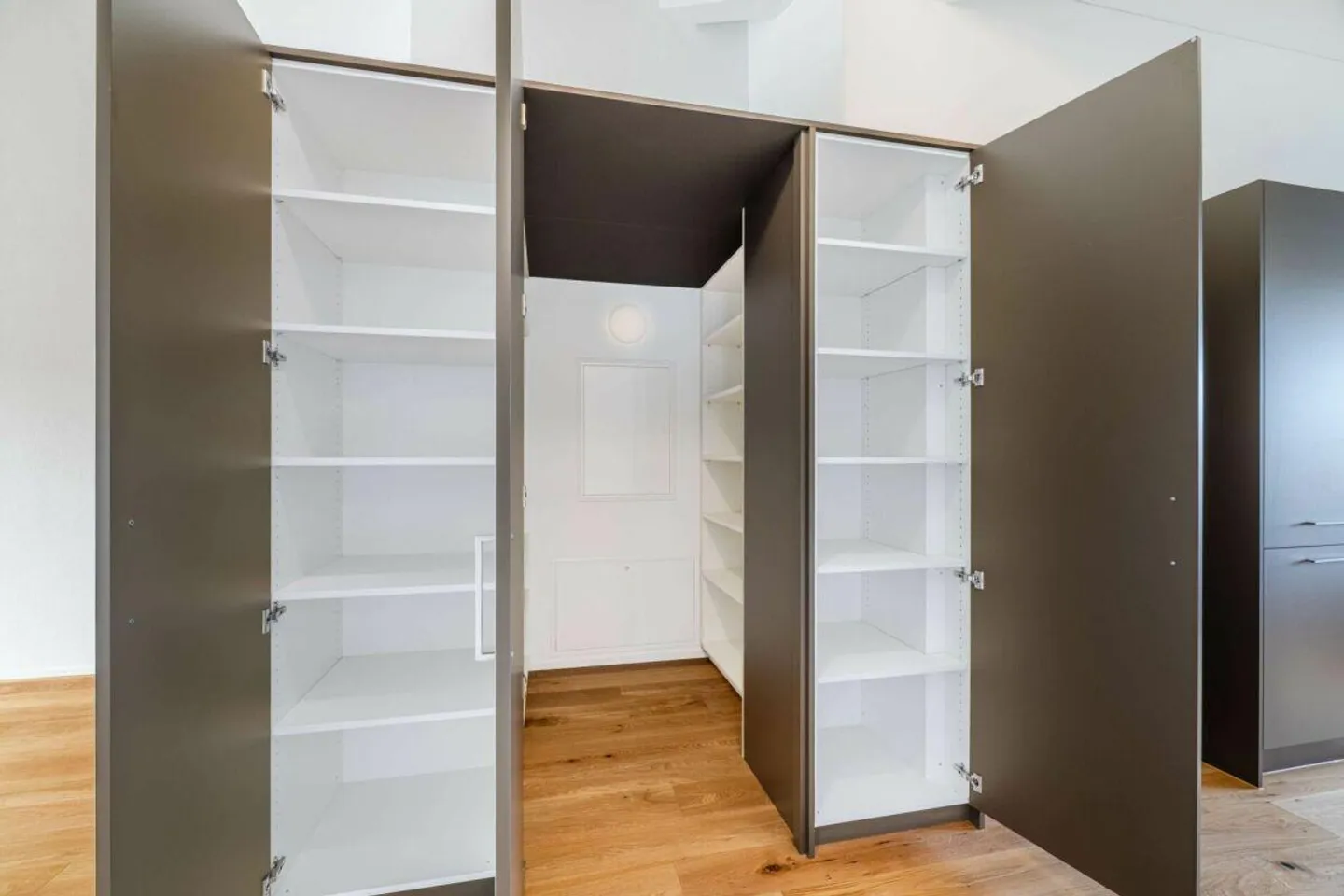 Erstbezug 3.5-Zi. Neubau-Dachwohnung - Foto 3 von 9