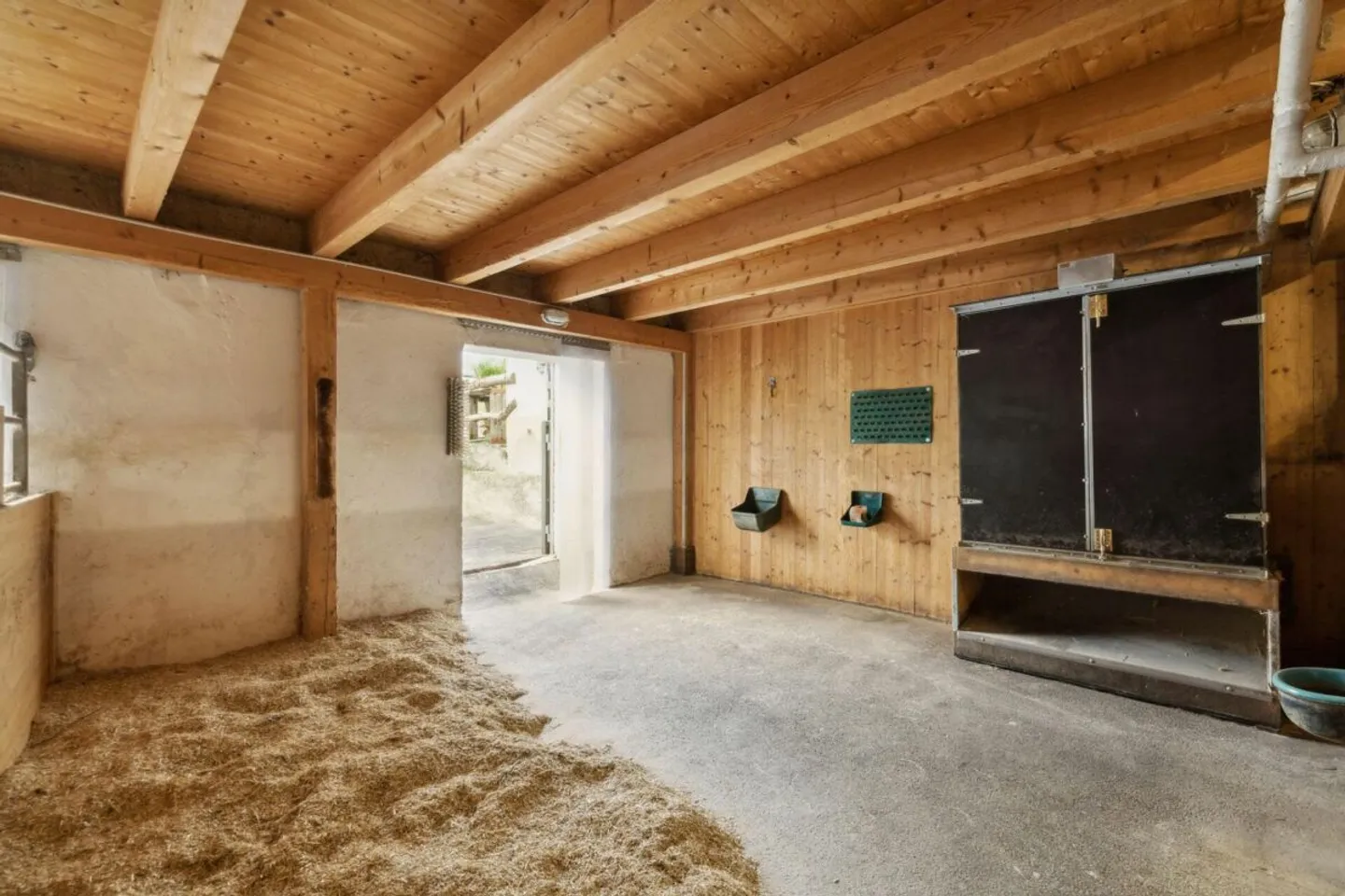 Charmantes Bauernhaus mit Pferdeeinstellmöglichkeiten - Foto 1 von 10