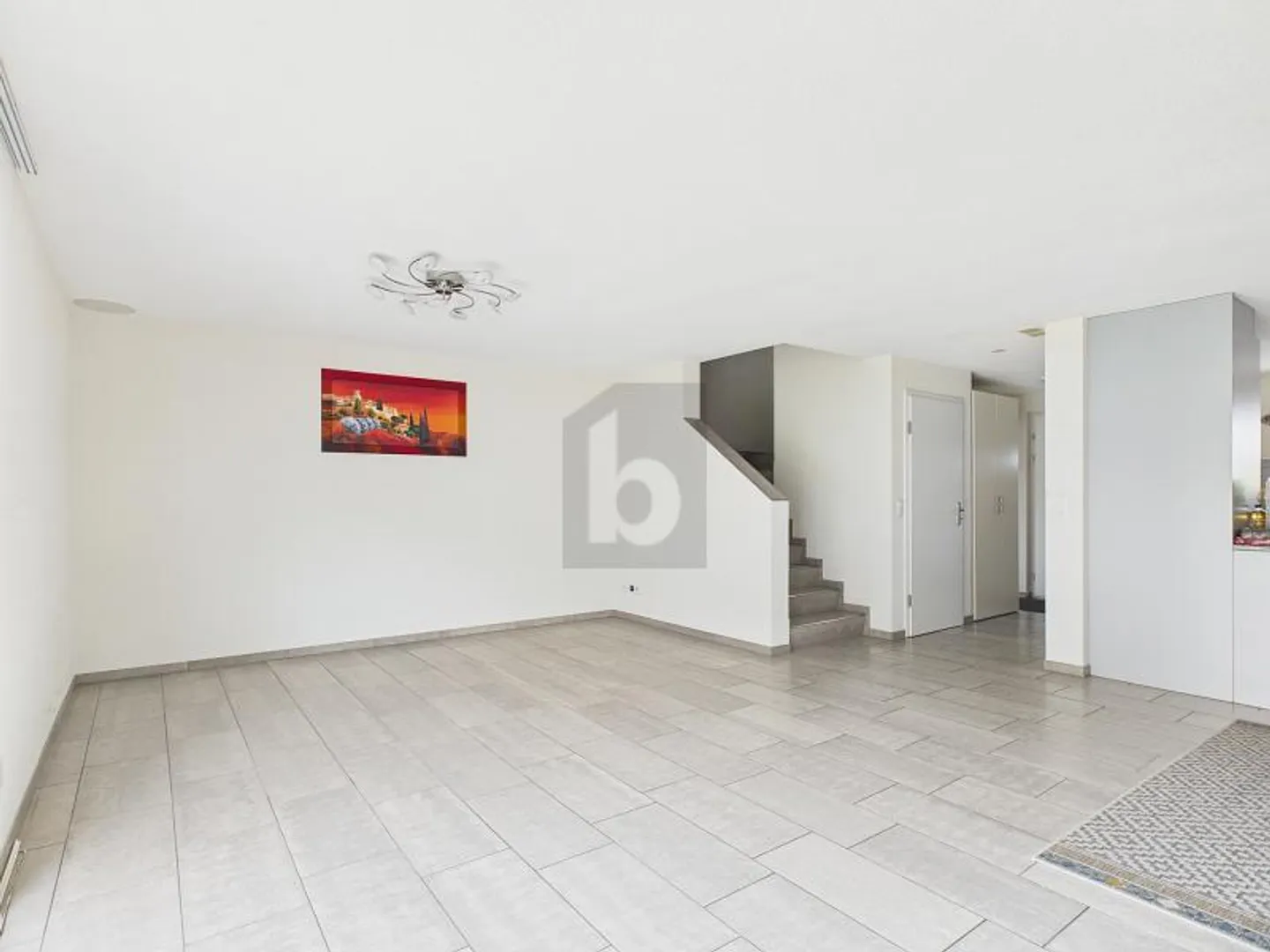 Semi-Detached House 4.5 Rooms - Photo 3 of 6